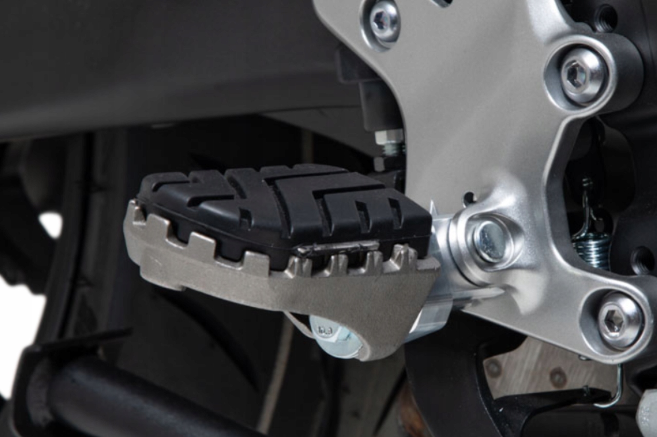 Podnóżki ION SW-MOTECH Yamaha MT-09 ABS