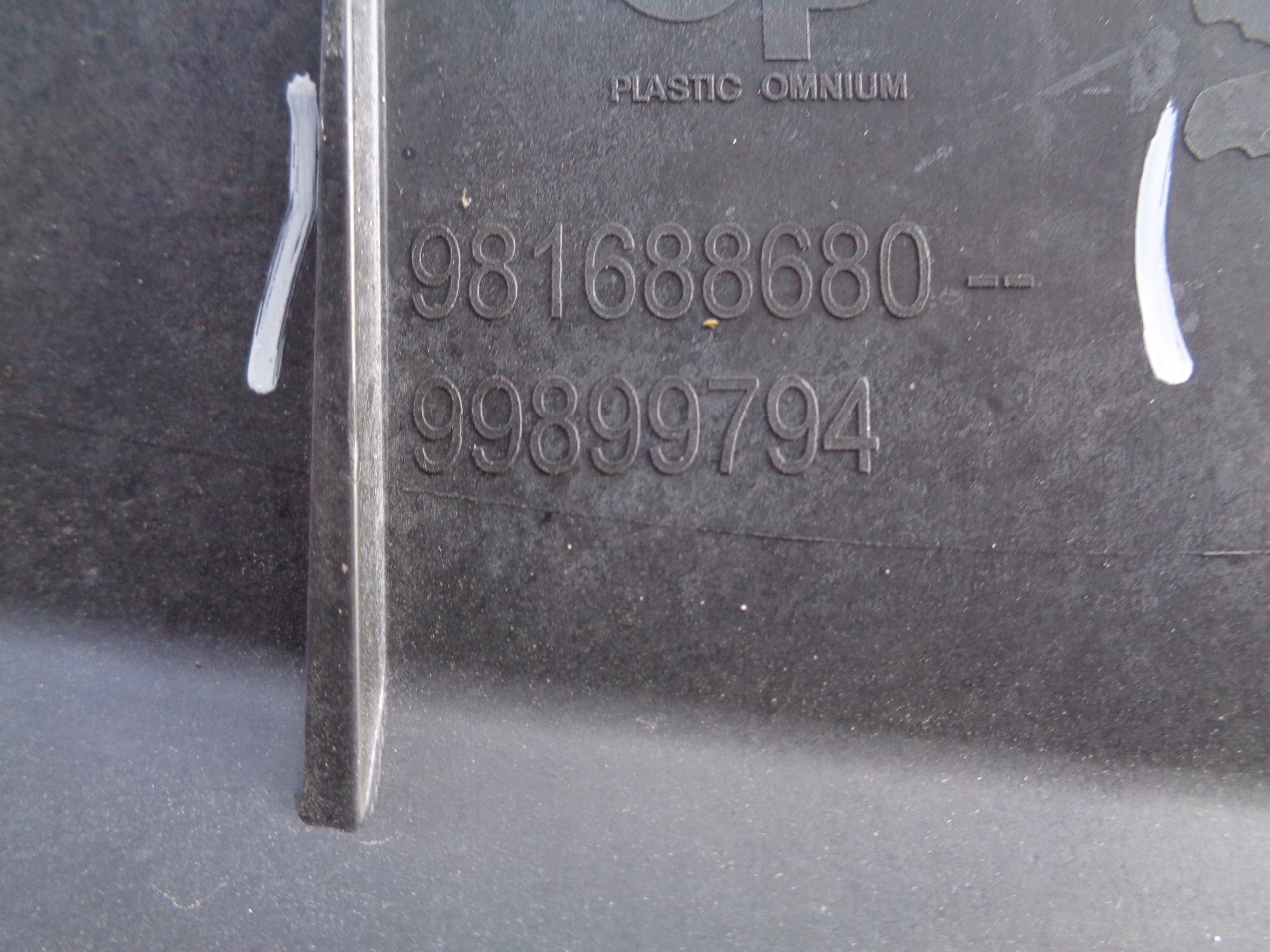 maska PEUGEOT RIFTER 18