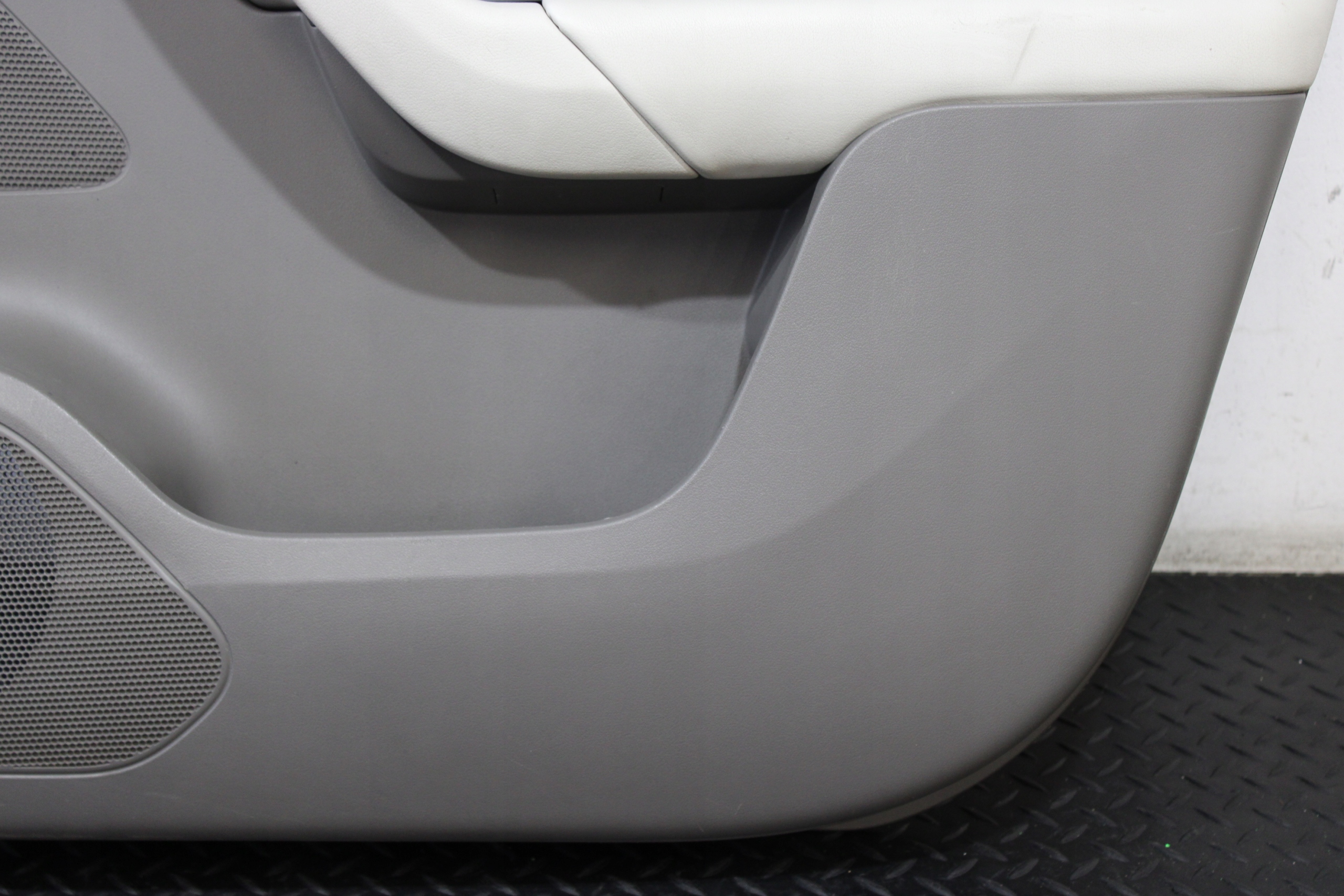 upholstery side door right front JAGUAR F-PACE X761
