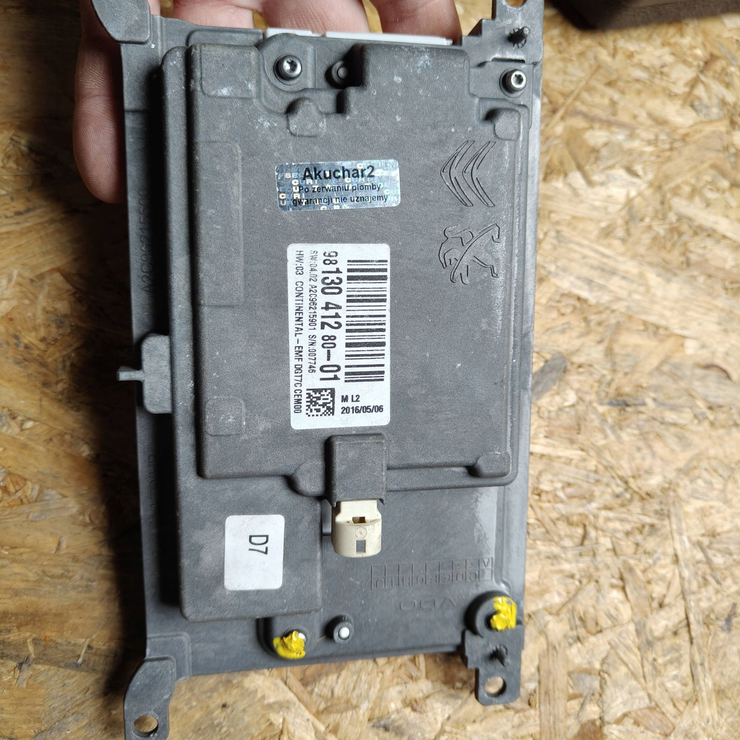 display Peugeot Expert 9813041280