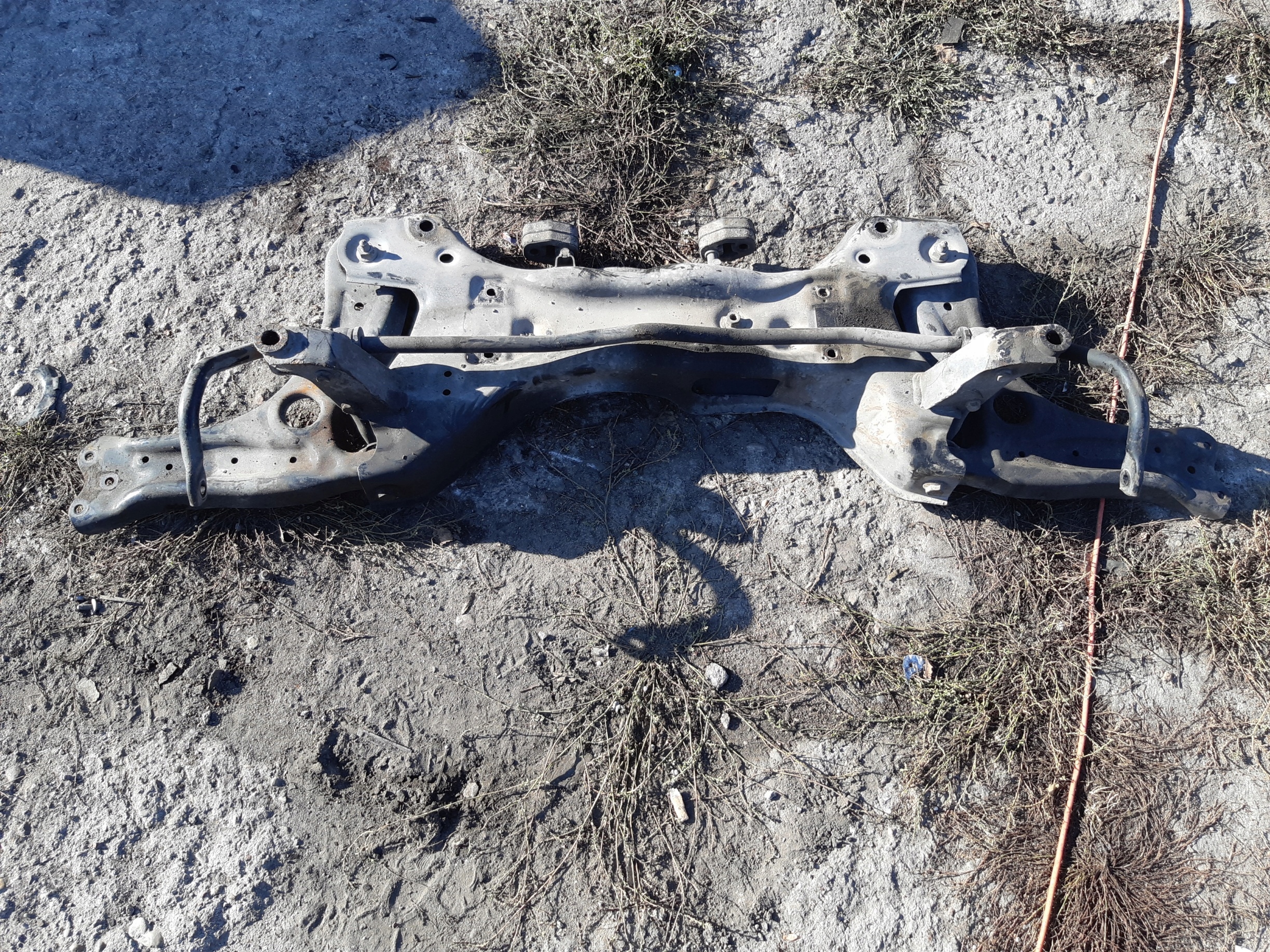 AUDI A1 8X 1.6 TDI axle beam subframe front 6R0199315