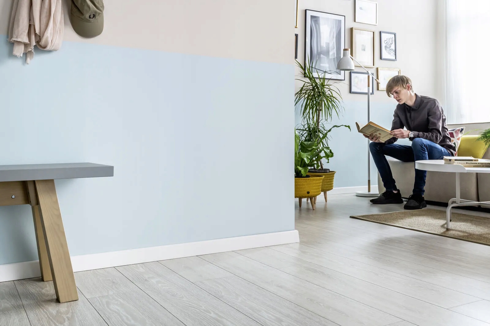 ZAŚLEPKA ZAŚLEPKI prawa + lewa do białej listwy przypodłogowej VOX ESP401 Marka Vox