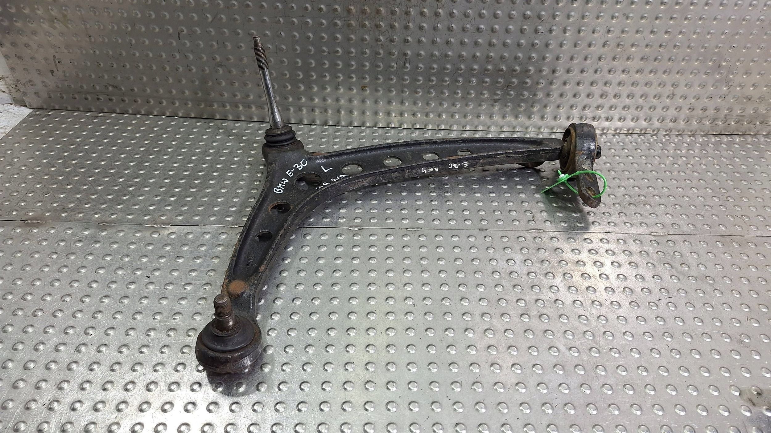 Querlenker links vorne BMW E30