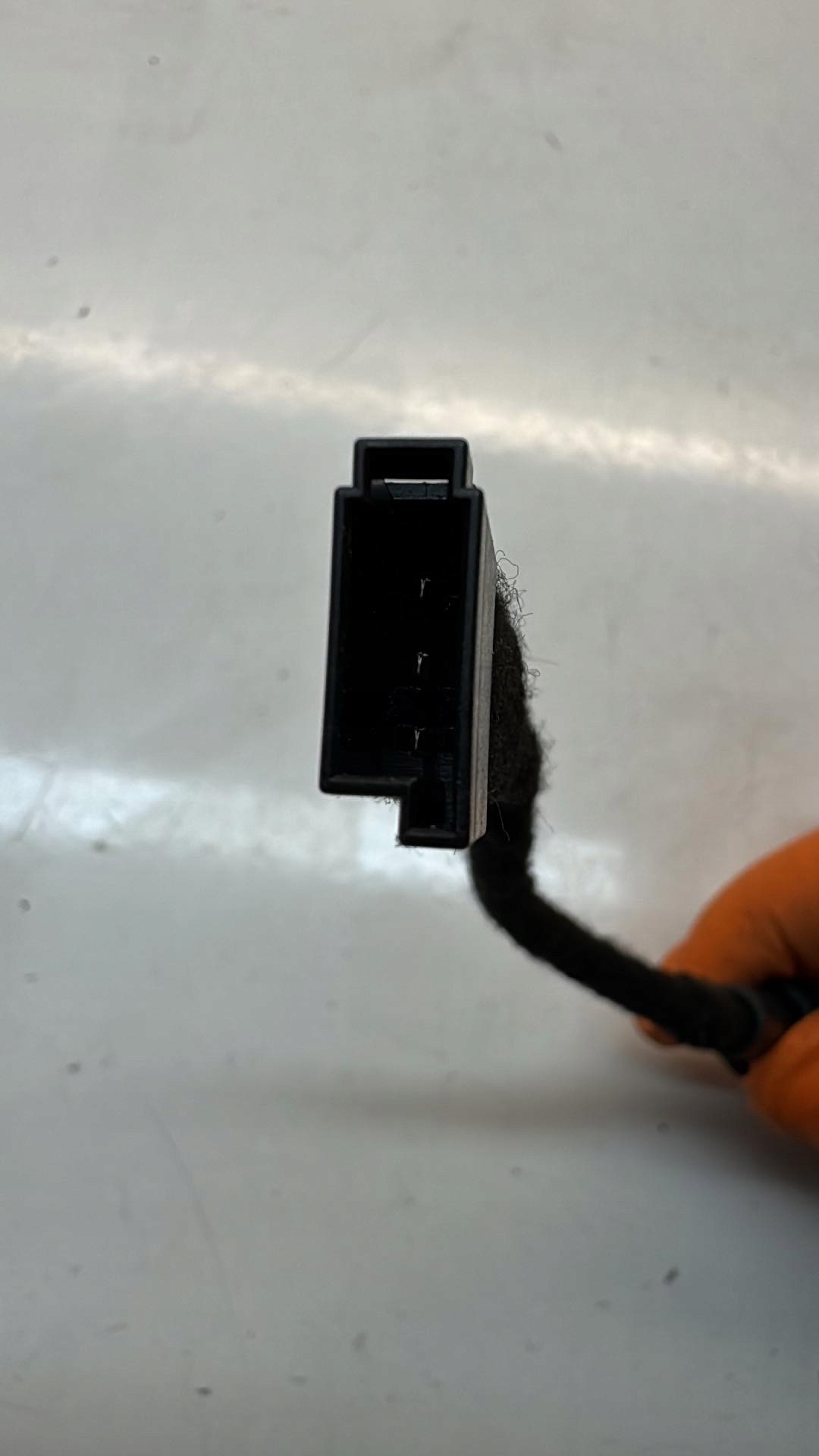 prijenos kabel AUX SAAB 93 9-3 03-06r 12797129