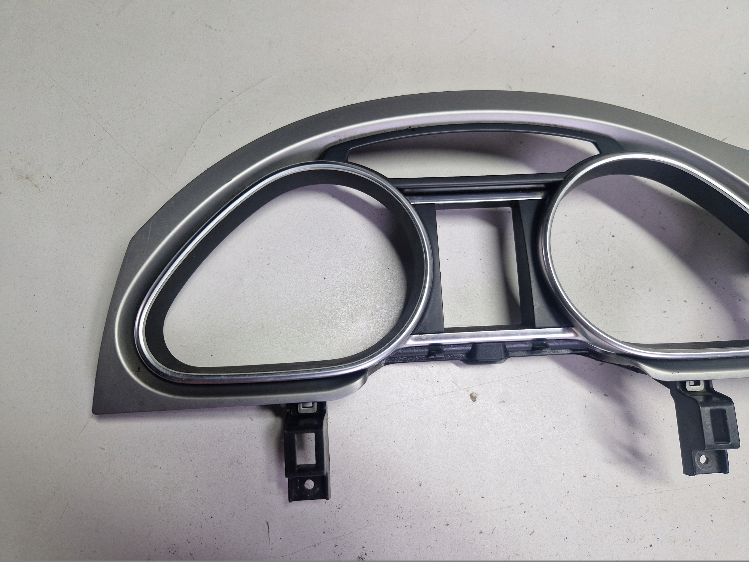 AUDI Q7 4L Tachoring PANEL DEKOR 4F1857115