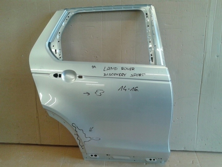 LAND ROVER DISCOVERY 2014 DRZWI PRAWE TYŁ
