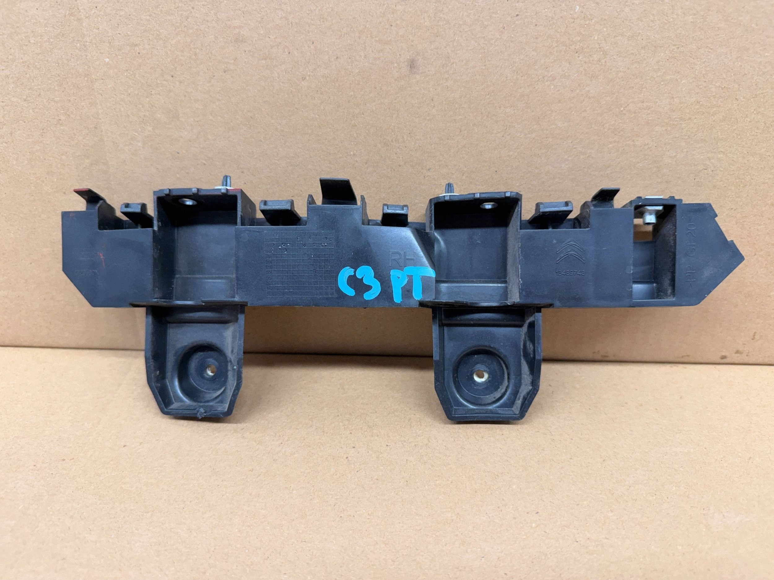 C3 Aircross bumper bracket right rear part 13489748