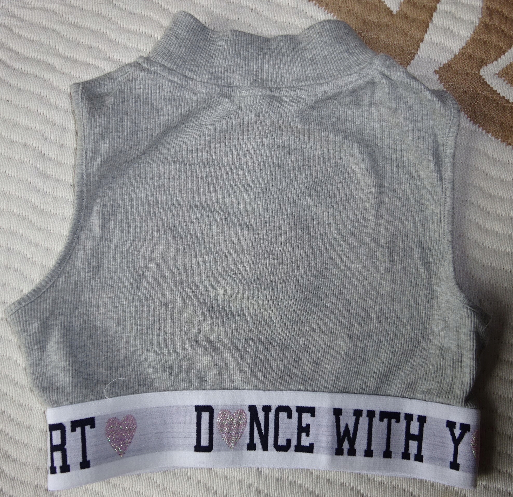 TU top z gumą ,napisy zamek 11/146 Marka TU