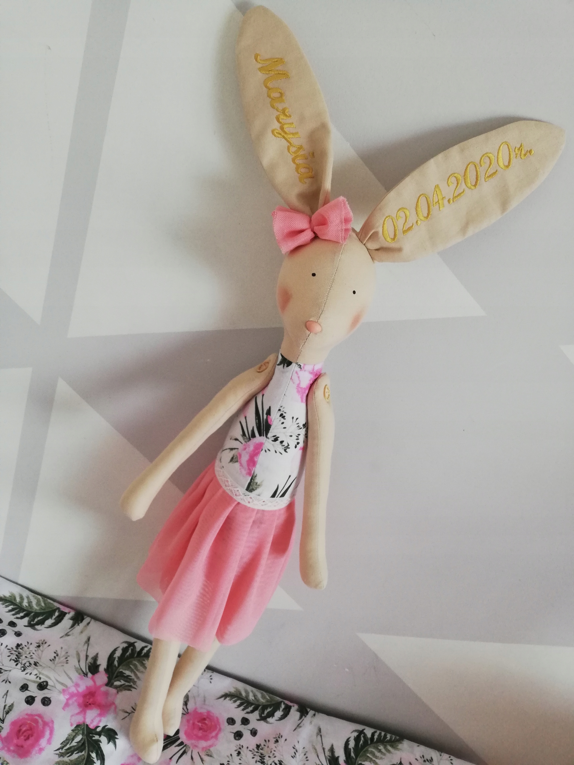 Králík tuliś suvenýr křtiny, 1 rok, narozeniny výšivka