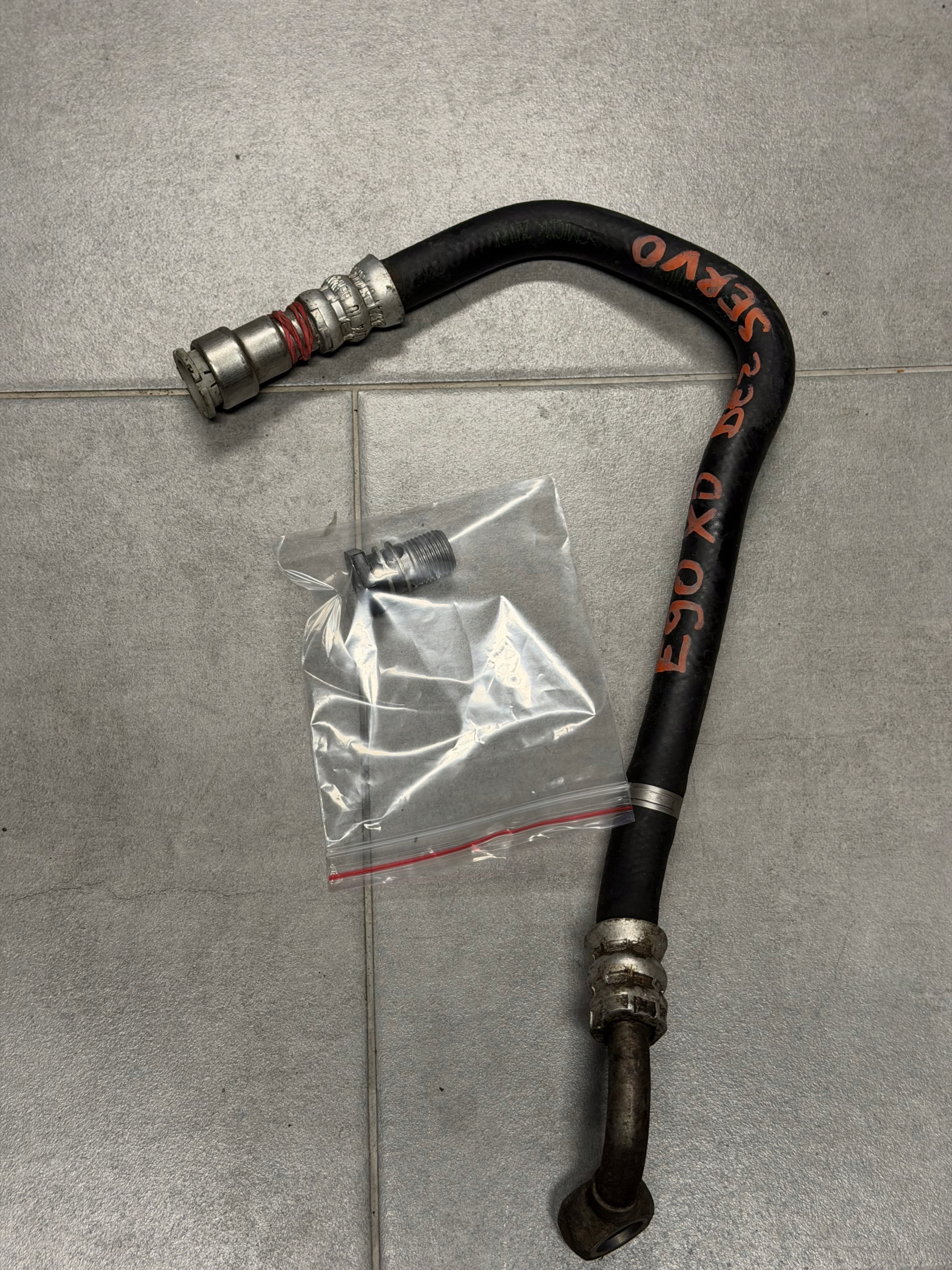servoleitung servoschlauch 6790675 32416790675 BMW E90 XD