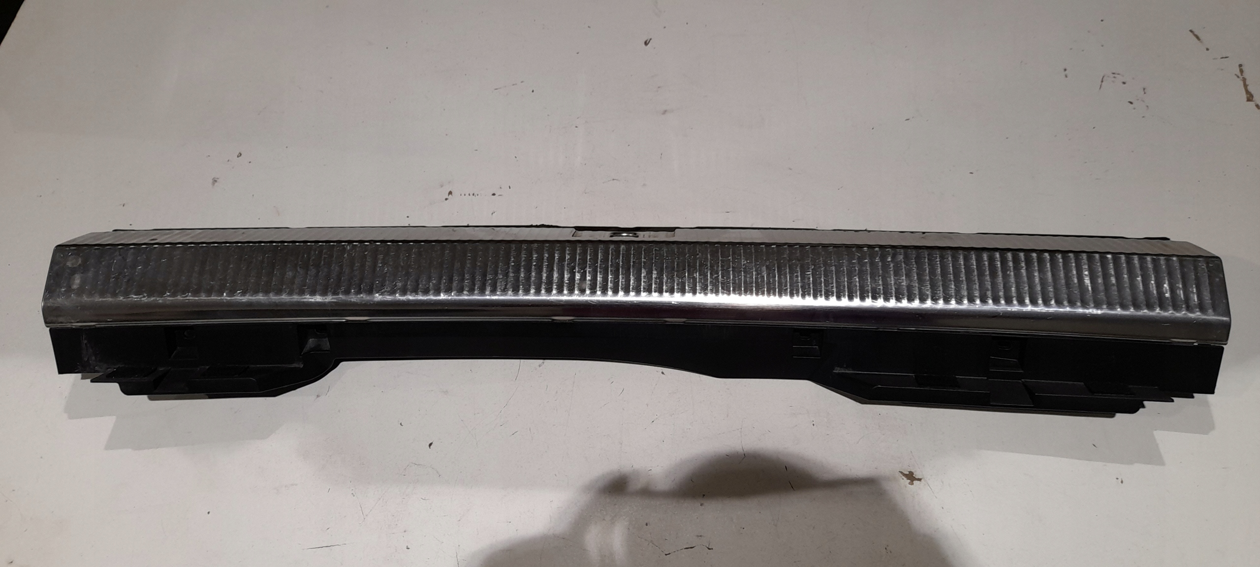 cap threshold AUDI A4 8K9864483C