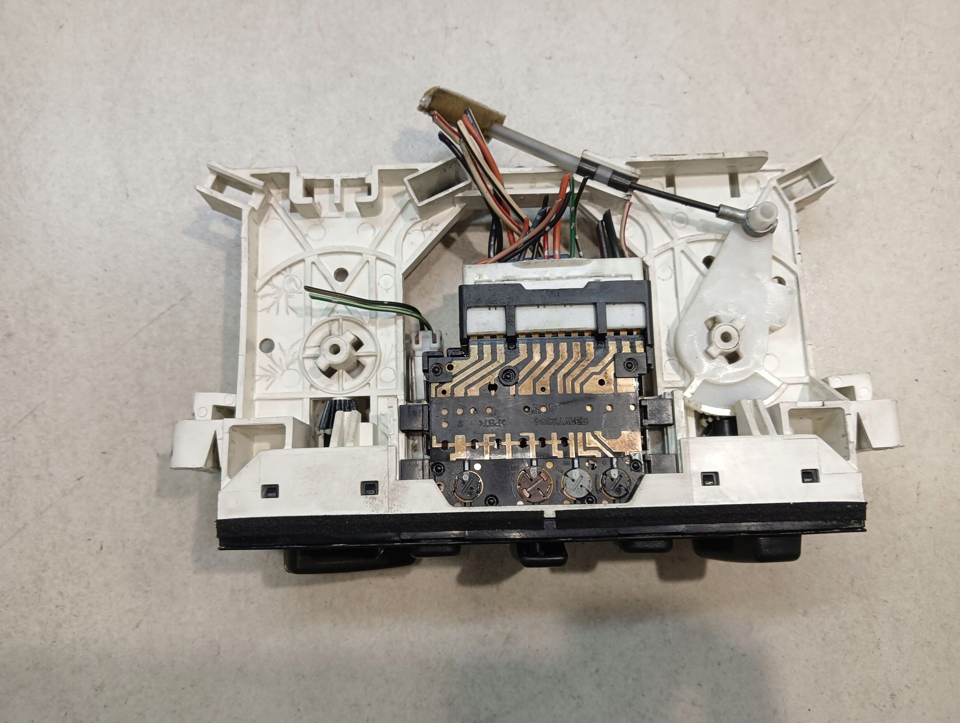 PANEL air conditioning devices SPACE STAR 1.3 MR262492