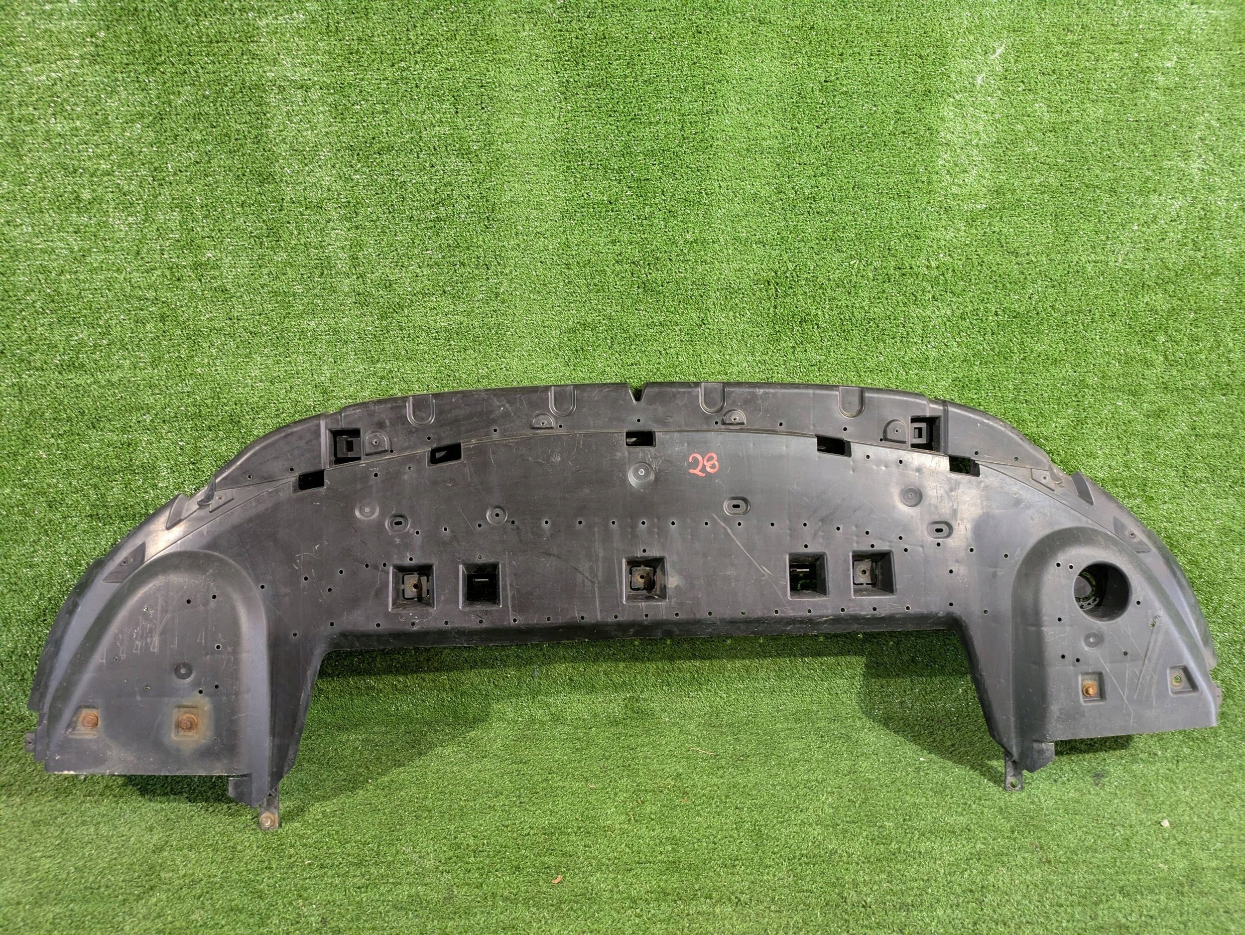 cover below front bumper PEUGEOT 3008 5008 II NR.28