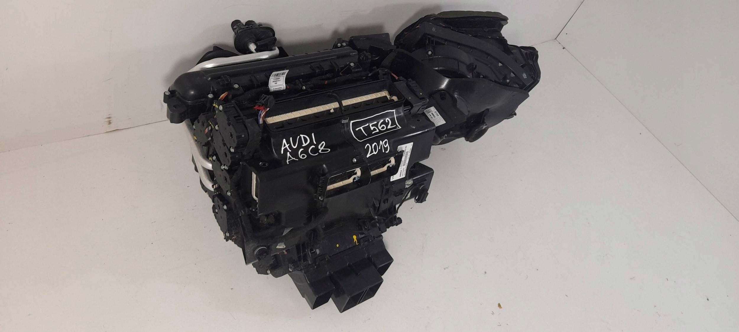 Audi A6 S6 C8 4K heater complete 4M1820021C (T562)