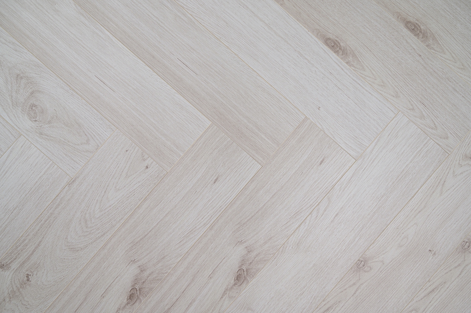 PANELE PODŁOGOWE KRONOTEX HERRINGBONE AC4 8MM V4 Jednostka sprzedaży m2