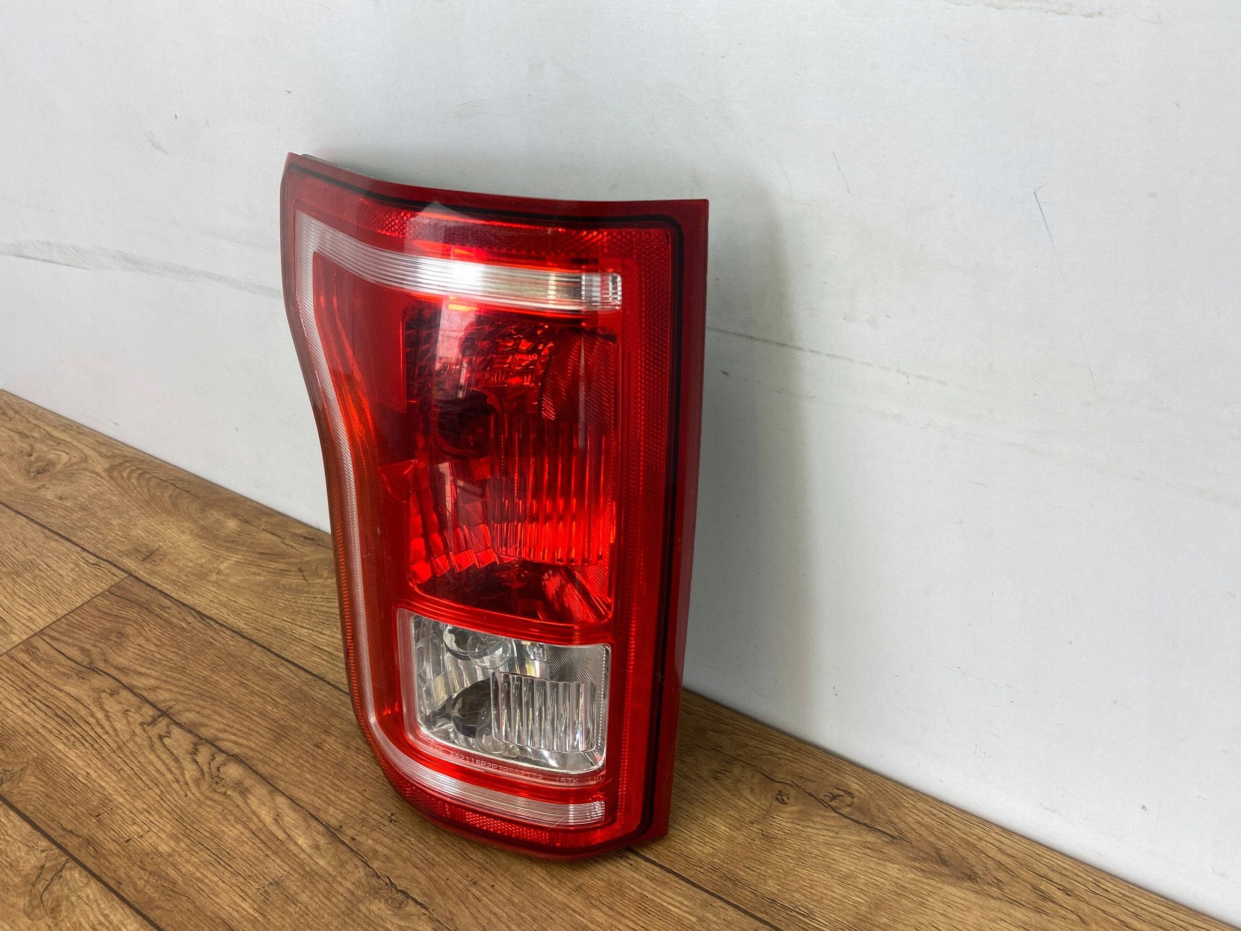 light rear left Ford F150 2015+