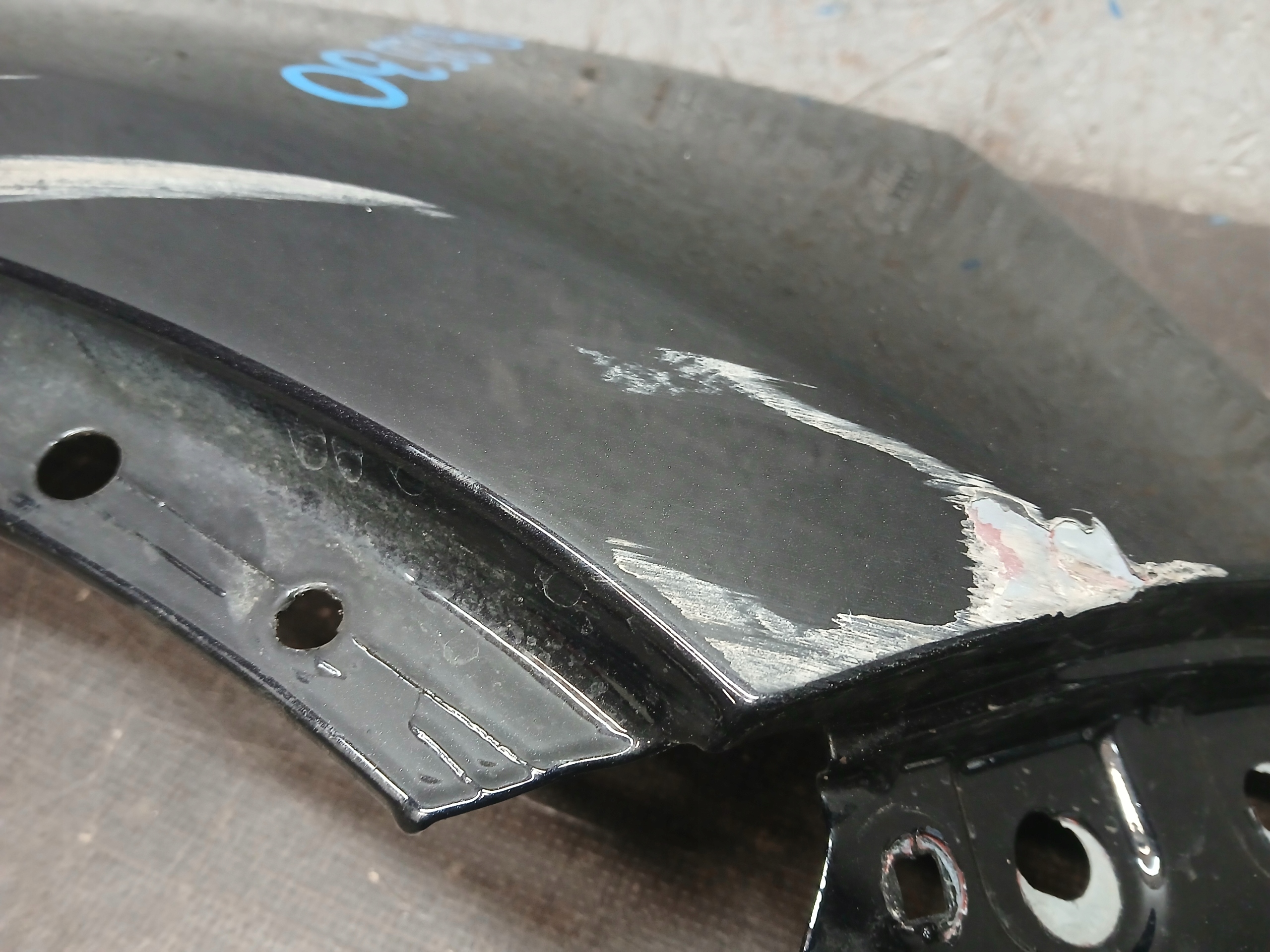 fender front right VW TIGUAN 07-14 5N0