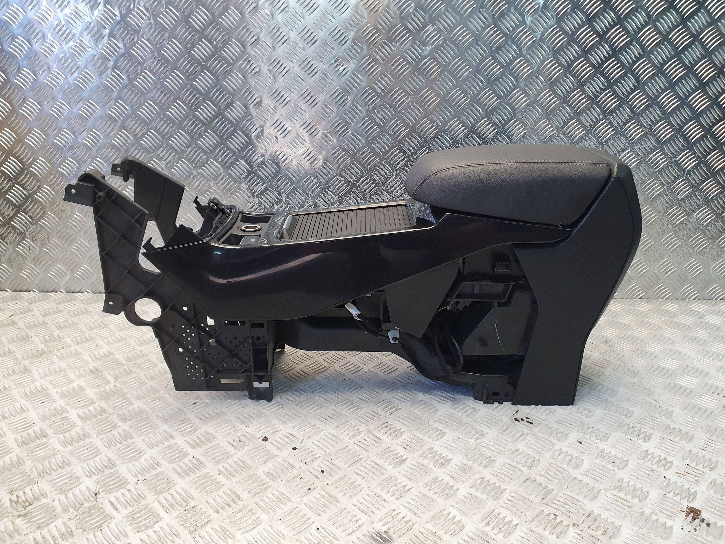 armrest support TUNEL central AM51-R04584-ABW FORD KUGA MK2 LIFT
