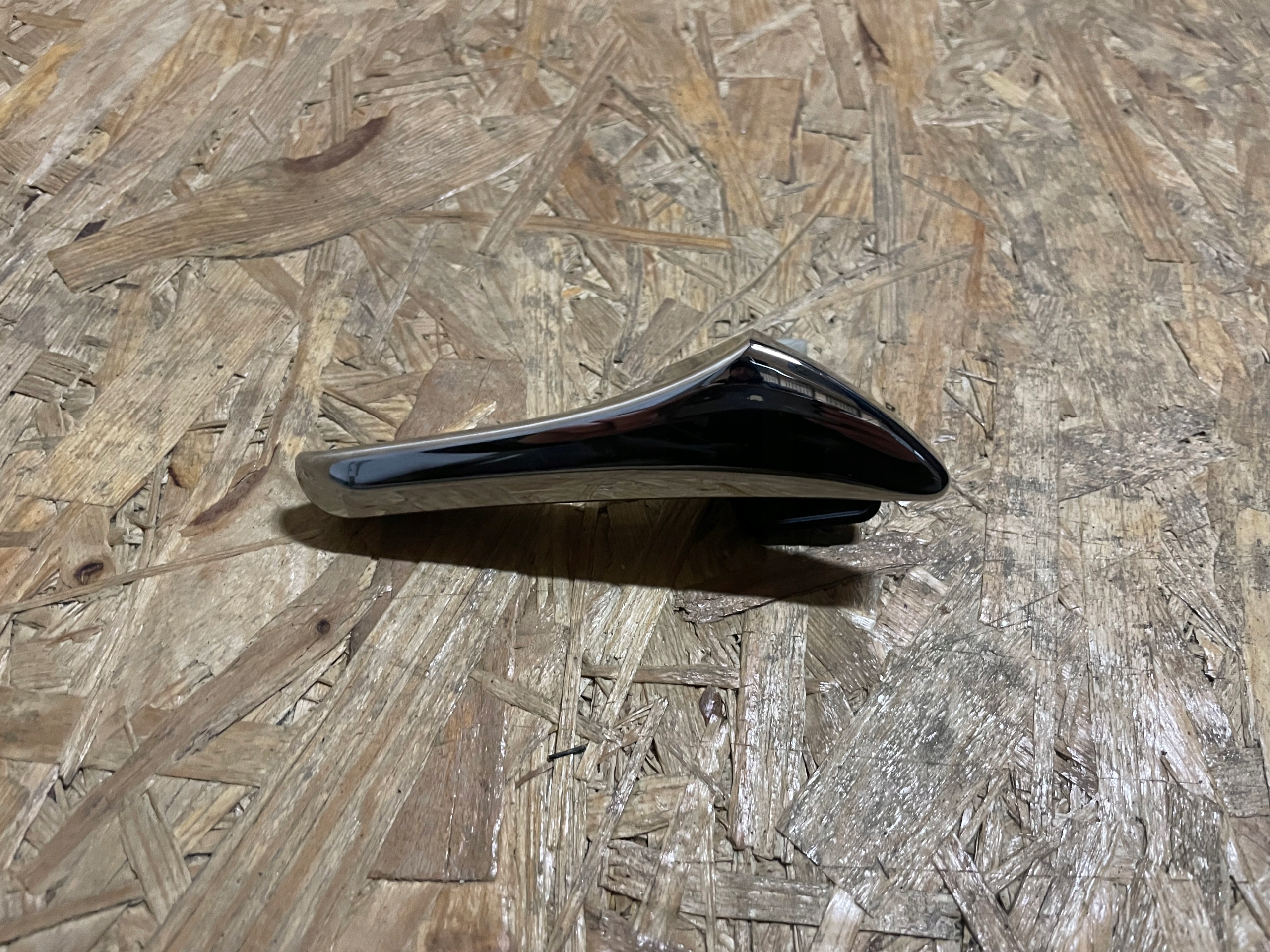 KLAMKA WEWNĘTRZNA PRAWA PRZÓD TYŁ CHROM MERCEDES E-KLASA W211 A2117660224