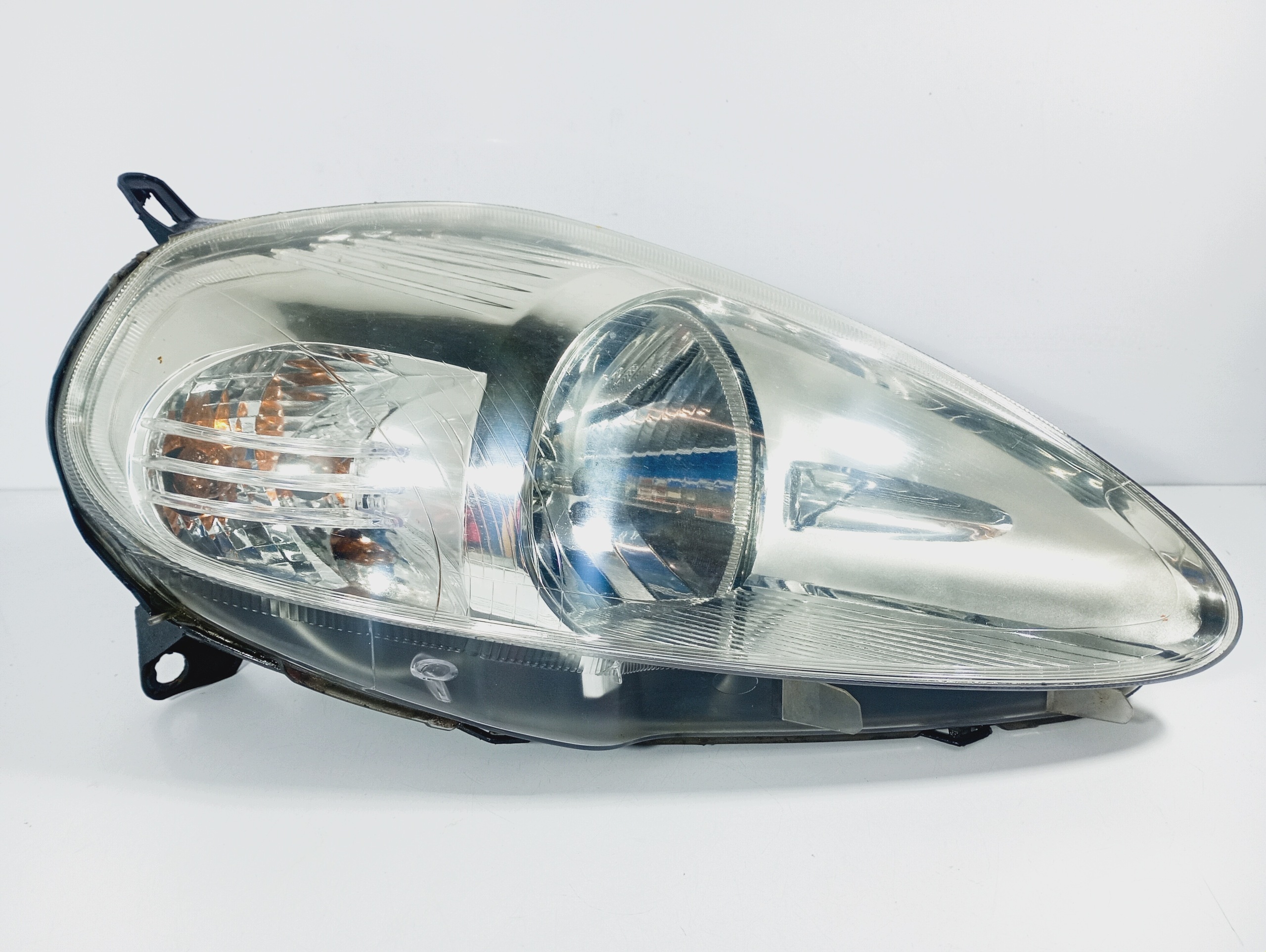 light right front reflektor right front 20A849 Fiat Grande Punto 05-12