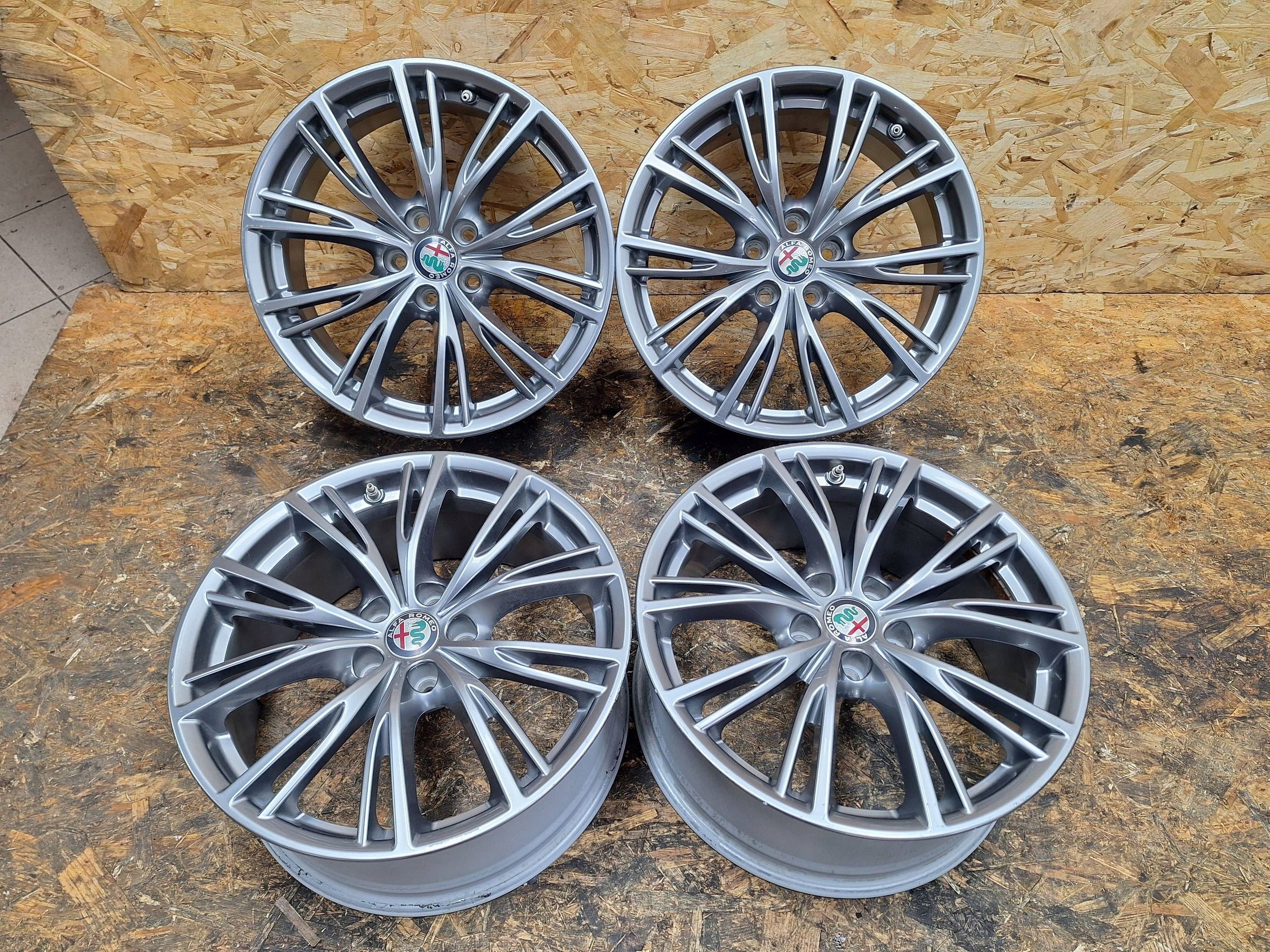 discs wheels ALU 18 ALFA ROMEO STELVIO GIULIA