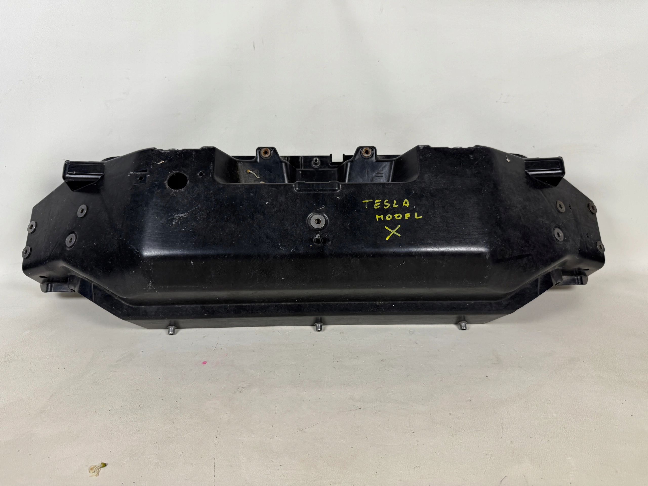 Tesla X Model X 15- bar, wall front 1035176-00-D
