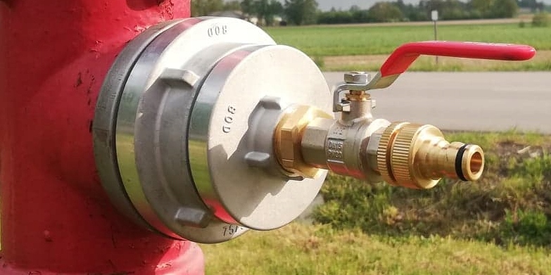 

Redukcja hydrantowa 75 z zaworem na wąż ogrodowy