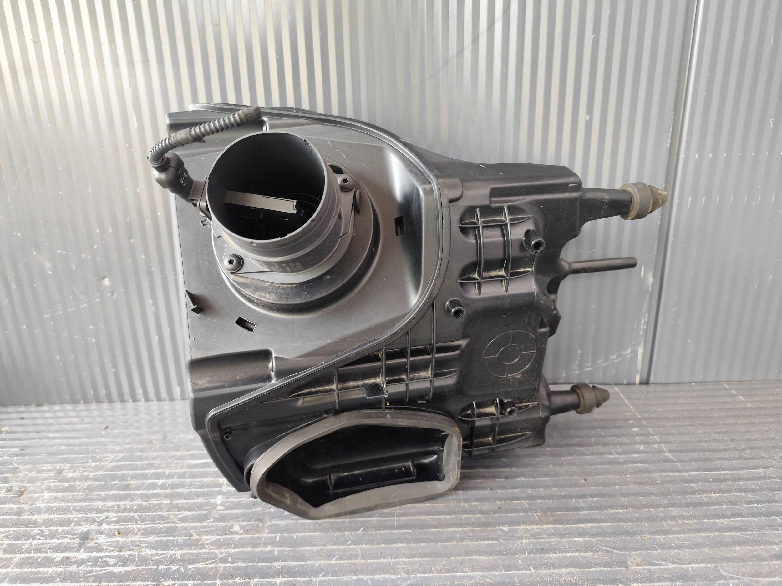 AUDI Q5 80A 2.0 TDI Gehäuse filter luft 80A133835BG
