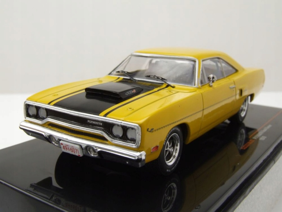 Plymouth Road Runner Yellow 1975 1/43 ixo