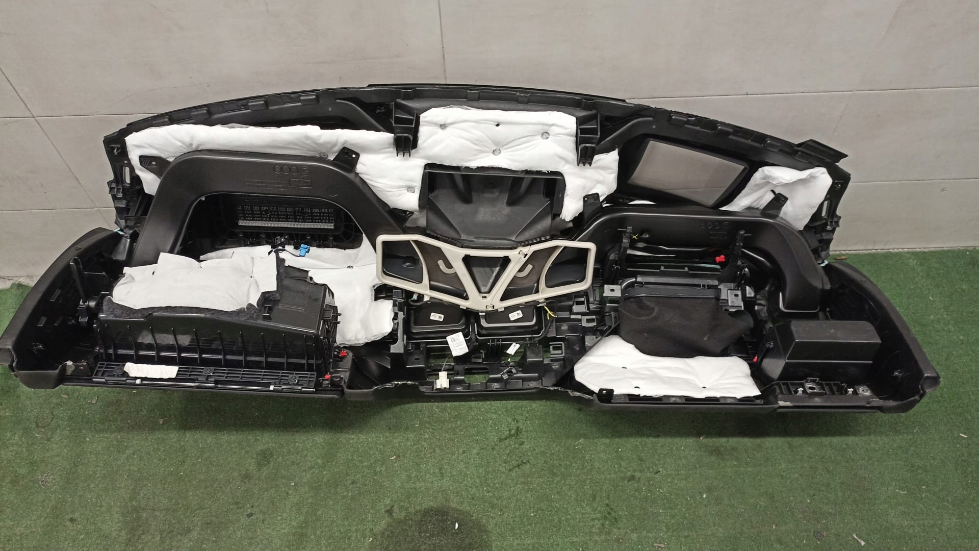 BMW G05 G07 LCI dashboard instrument panel console HEADUP