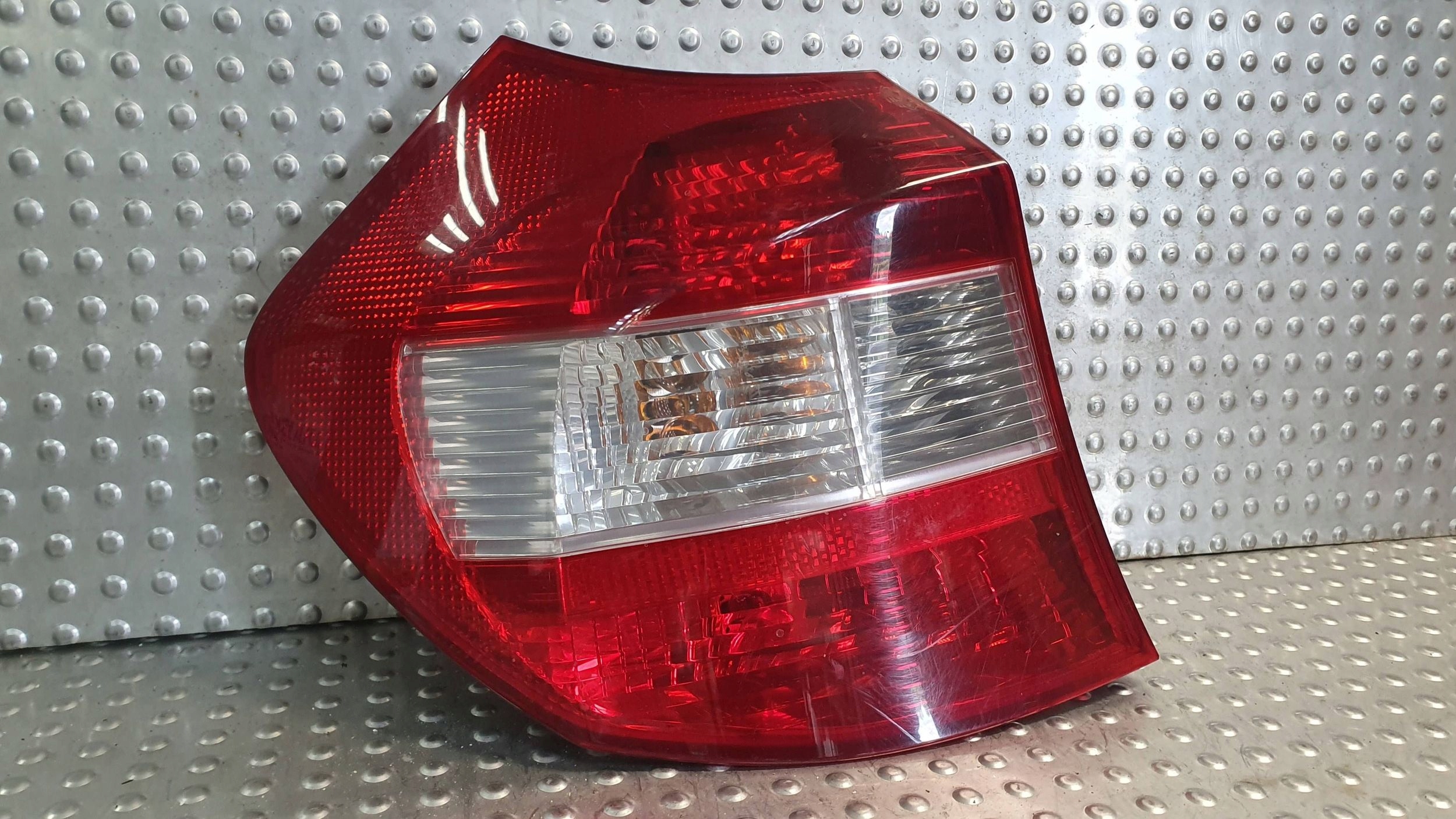 light rear part left BMW 1 E87 04