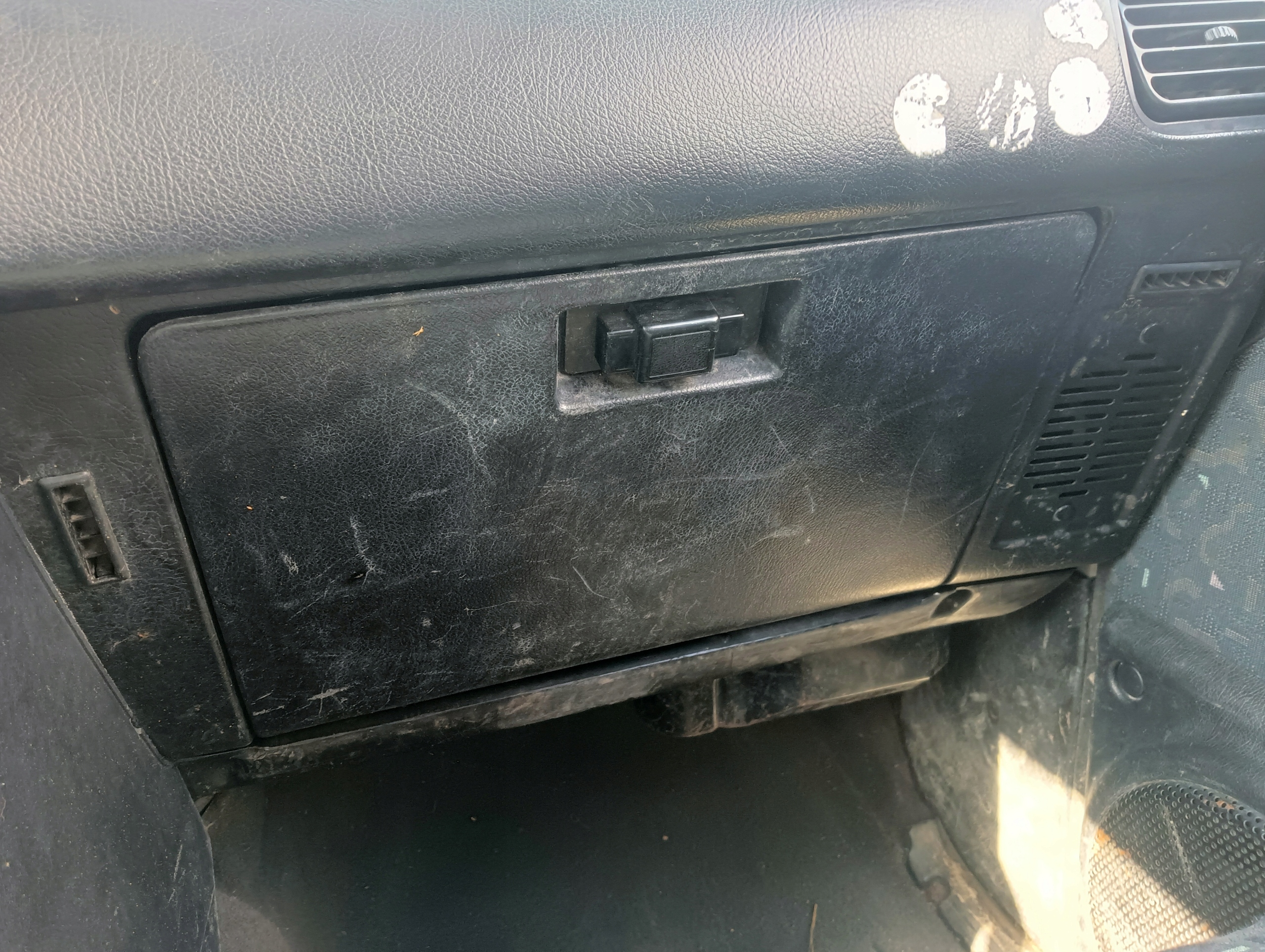 Hyundai I30 II бардачок пассажира 84510-A6000RY