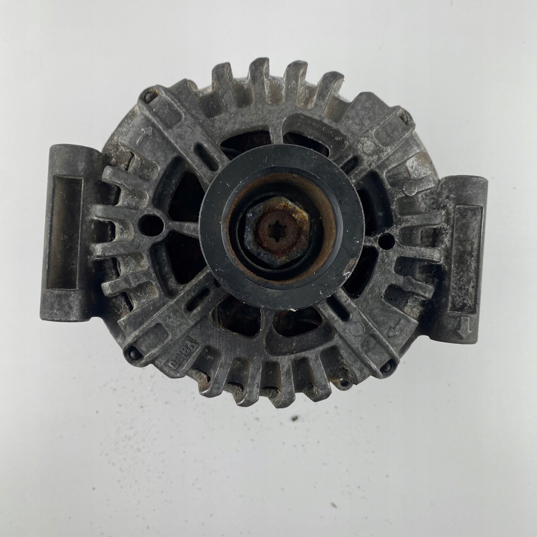 ГЕНЕРАТОР MERCEDES W204 S204 C Е SPRINTER VITO