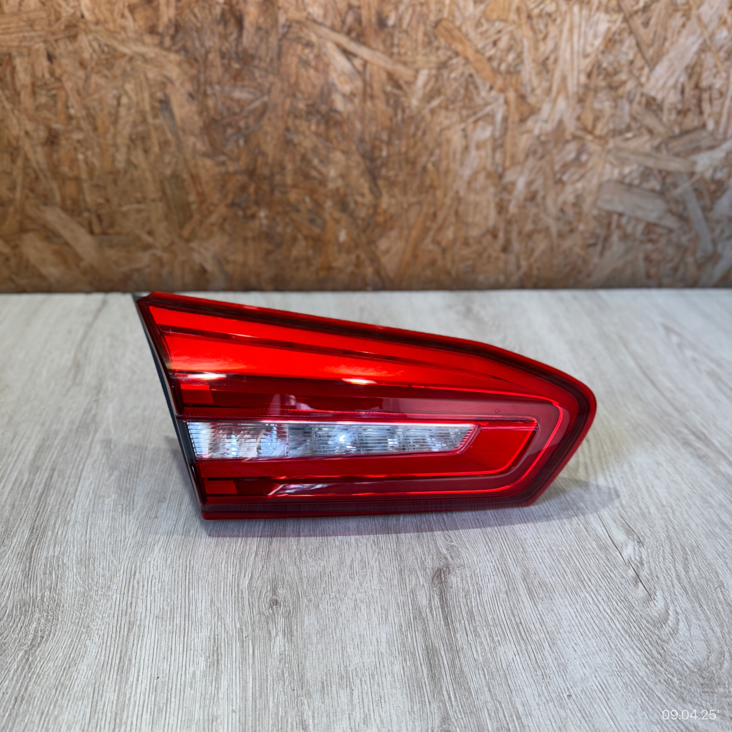 light rear left bonnet FORD FOCUS MK4 JX7B-13A603-DA