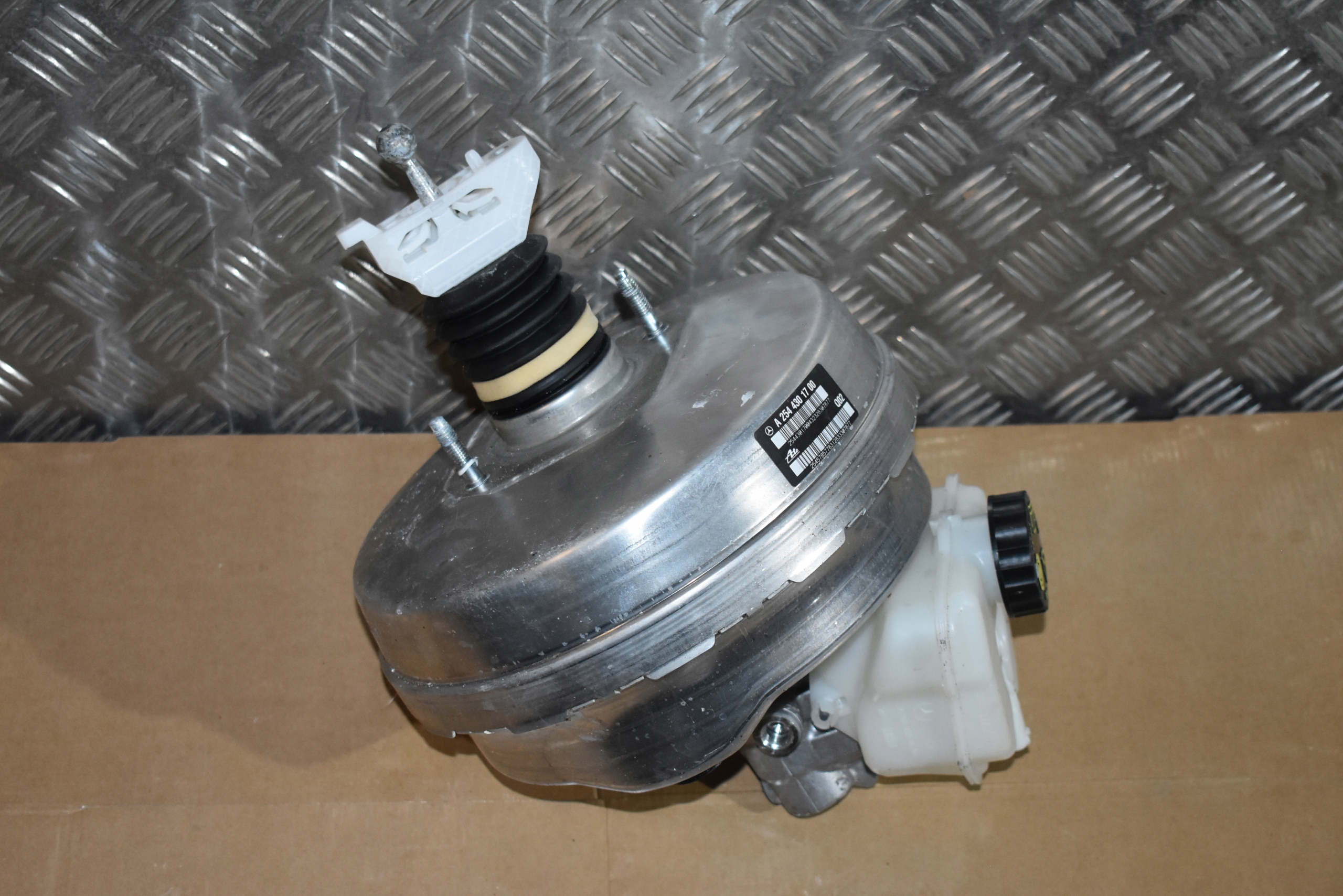 IDEALNE Servo bremsen MERCEDES W254 W214 1