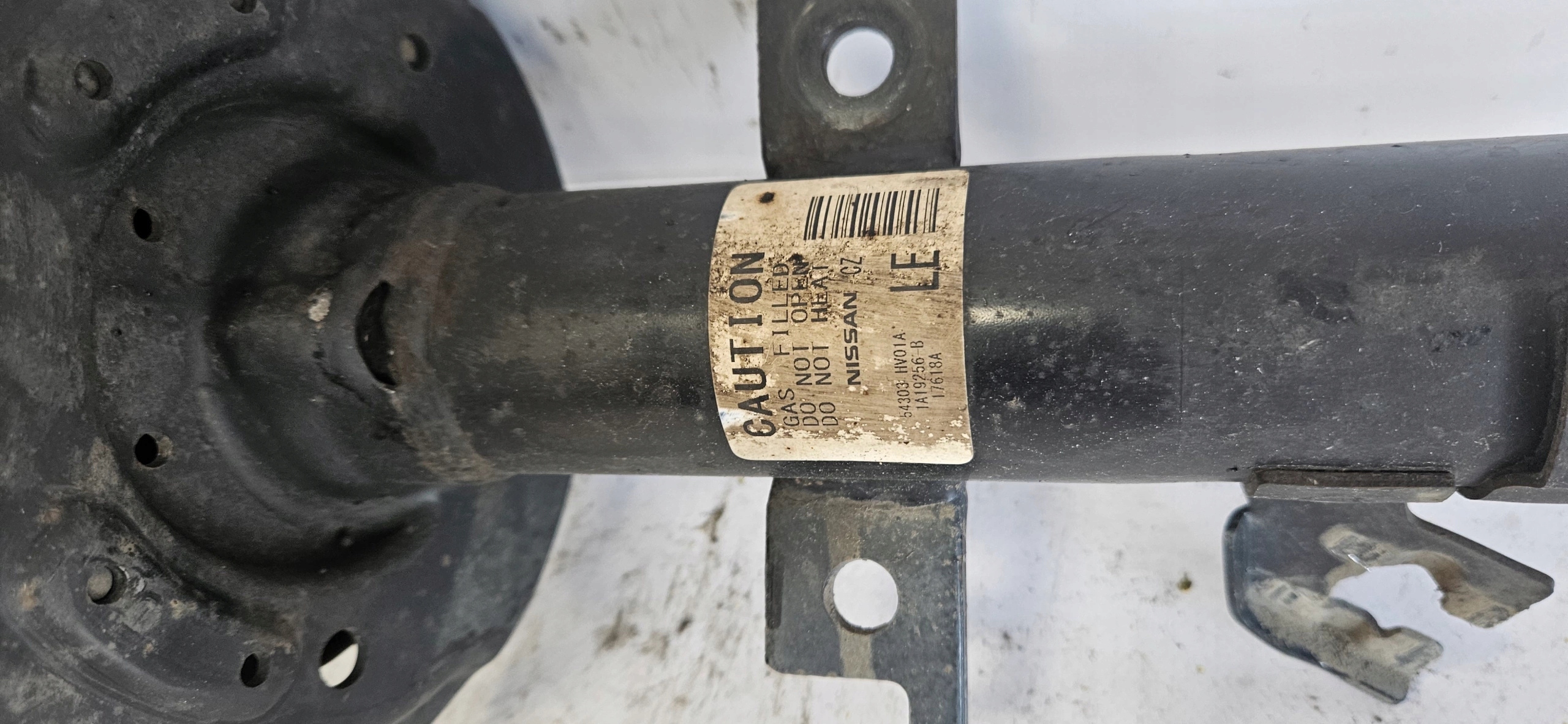 shock absorber left front NISSAN QASHQAI II J11