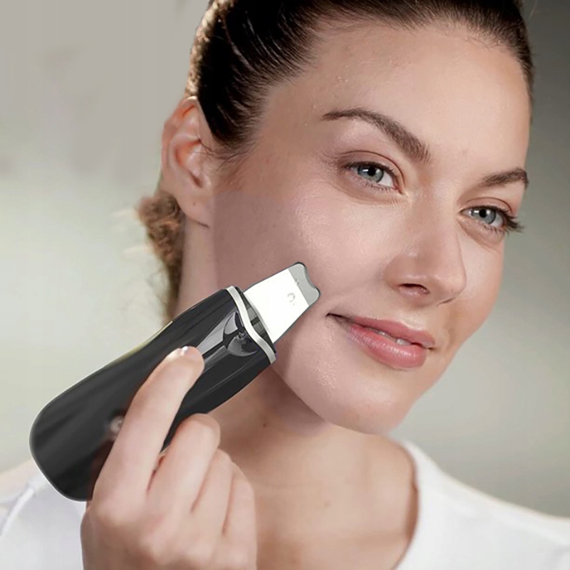 PEELING KAWITACYJNY BEZPRZEWODOWY 5w1 DO TWARZY Marka Retoo