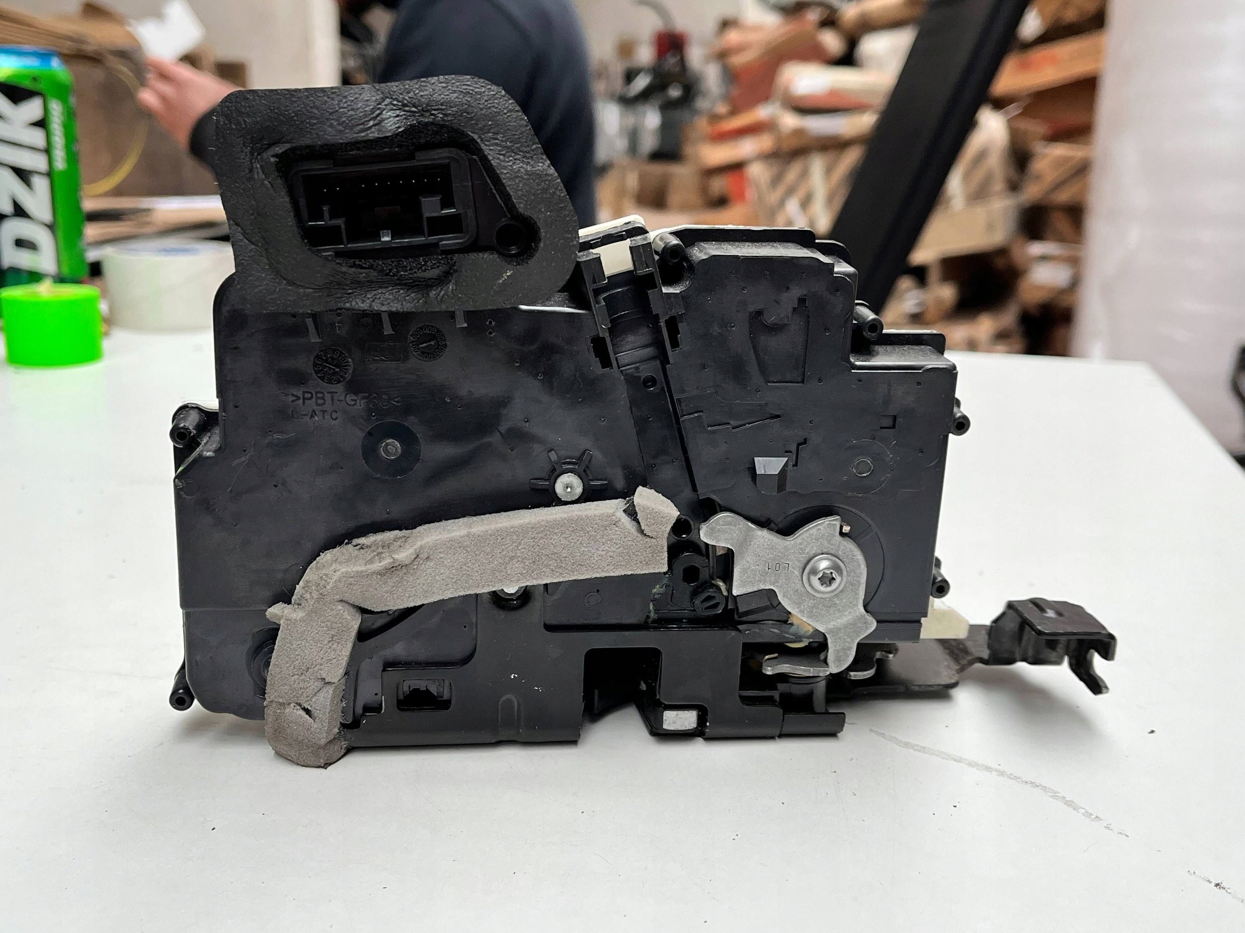 lock door przednich Audi A6 S6 C8 4K 4K1837015K !J