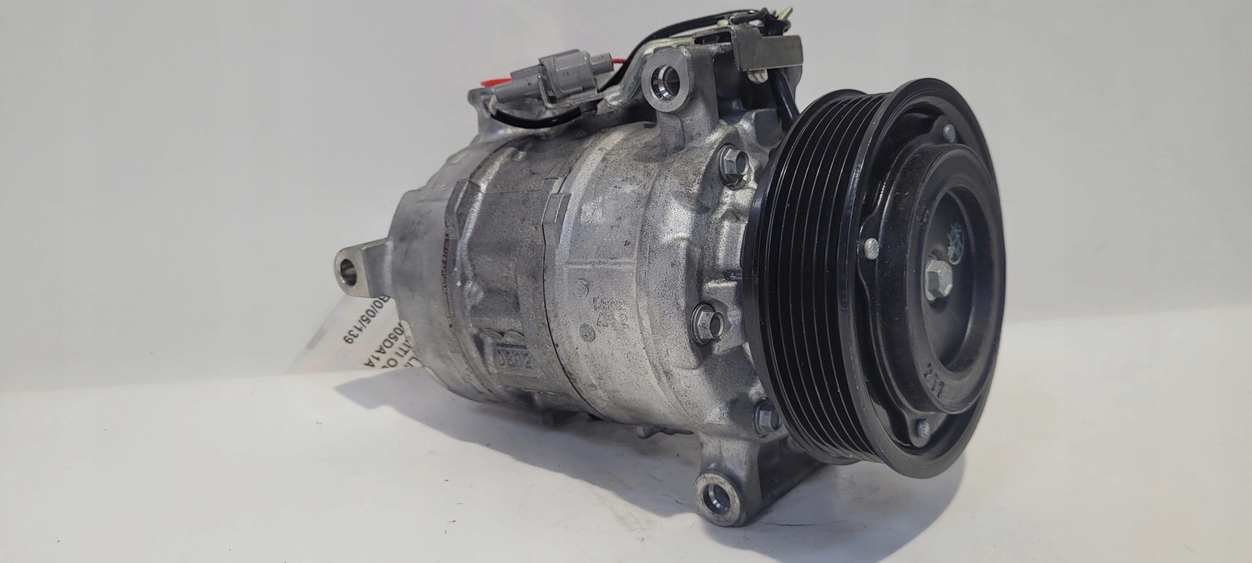 kompresor klimatizaci INFINITI OE 926005DA1A