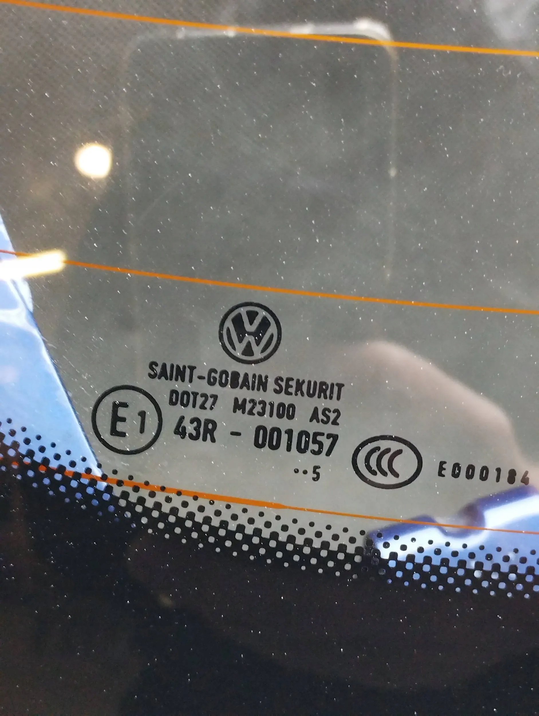 VW Golf VII 7 R boot doors window LD5K