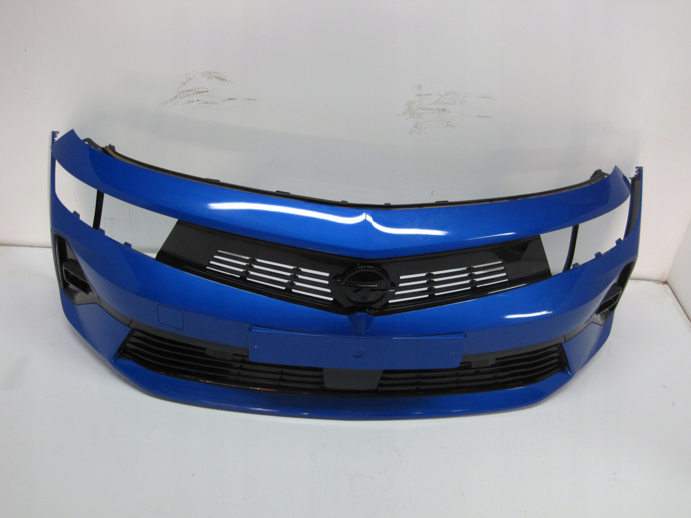 bumper OPEL ASTRA L VI KAMERA 4 PDC 22r below RADAR front front