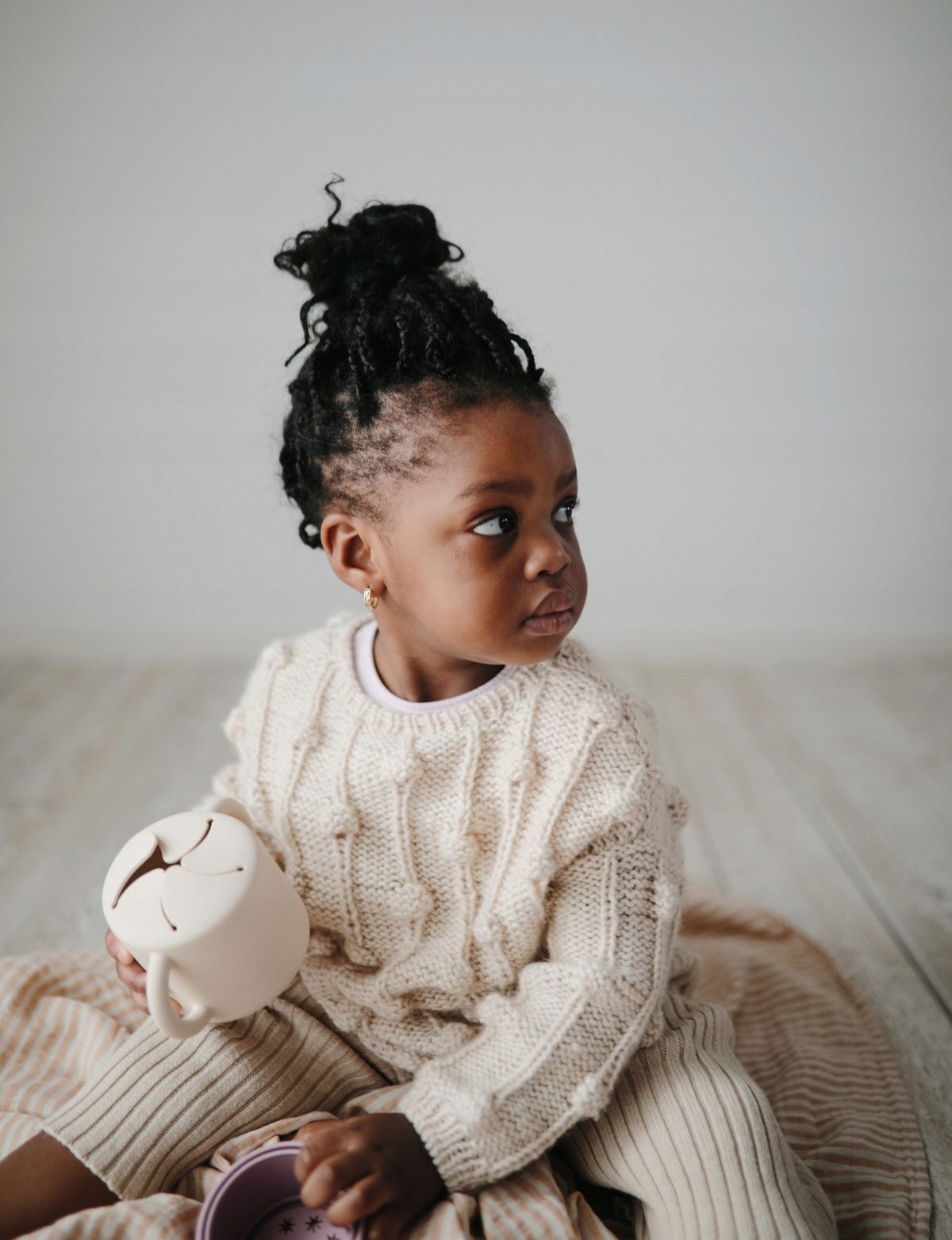 Mushie Kubek niewysypek na przekąski Shifting Sand Wiek dziecka 3 m +