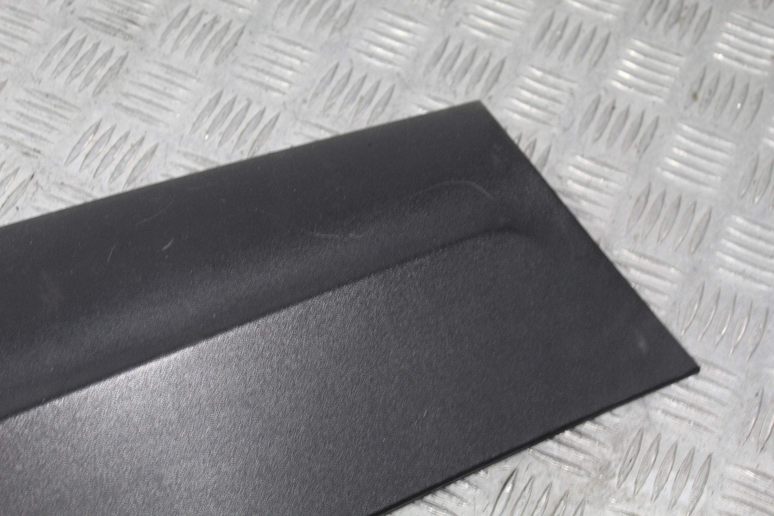 cover pillar trim right FREELANDER II