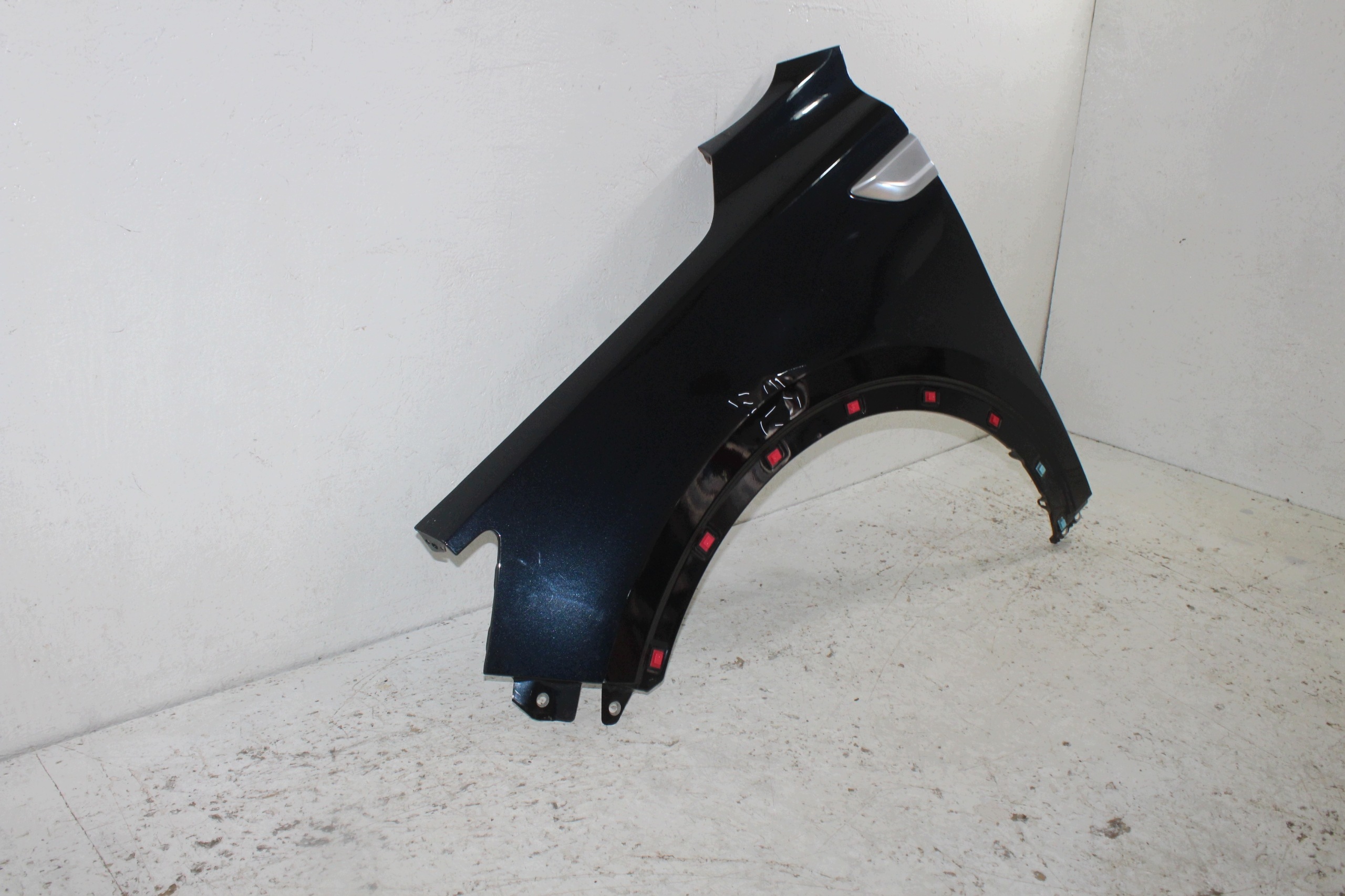 KIA Sorento IV fender left front front