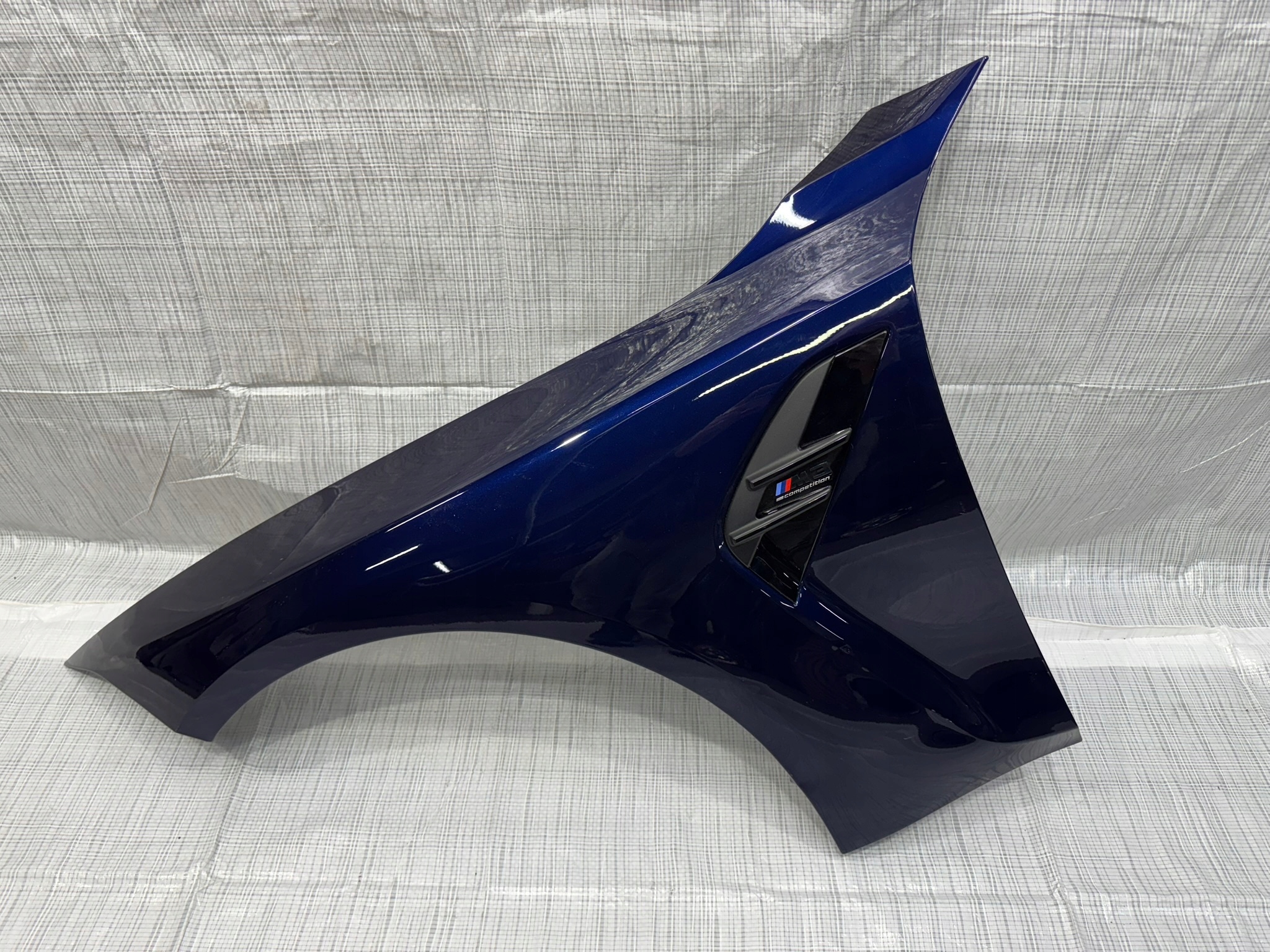 BŁOTNIK LEWY BMW M3 G80 MPOWER