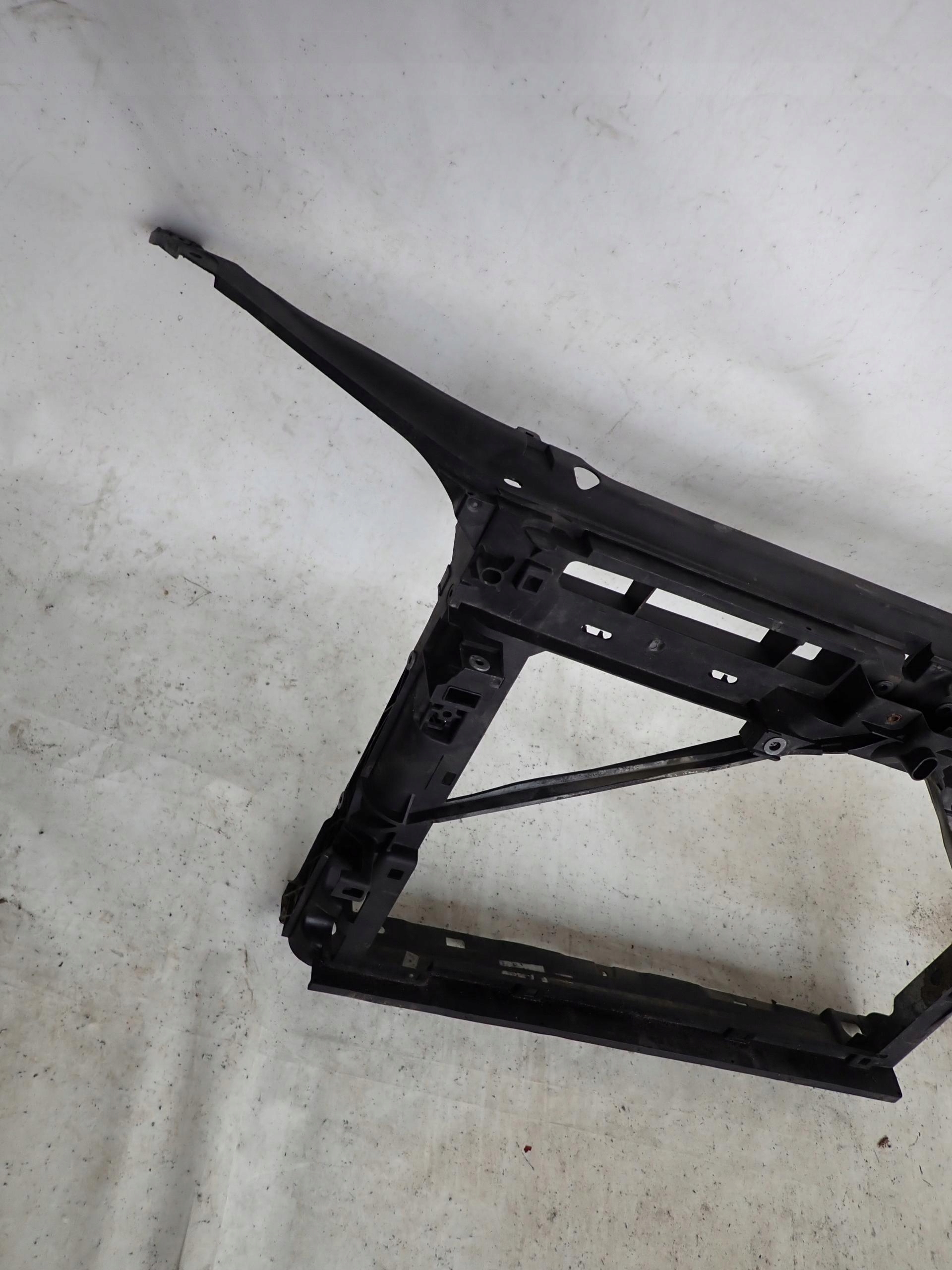 SKODA OCTAVIA III 5E0 support panel for radiators pillar front