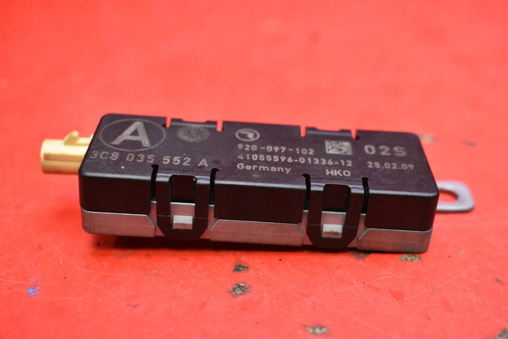 amplifier ANTENY 3C8035552A VW PASSAT CC 08-12