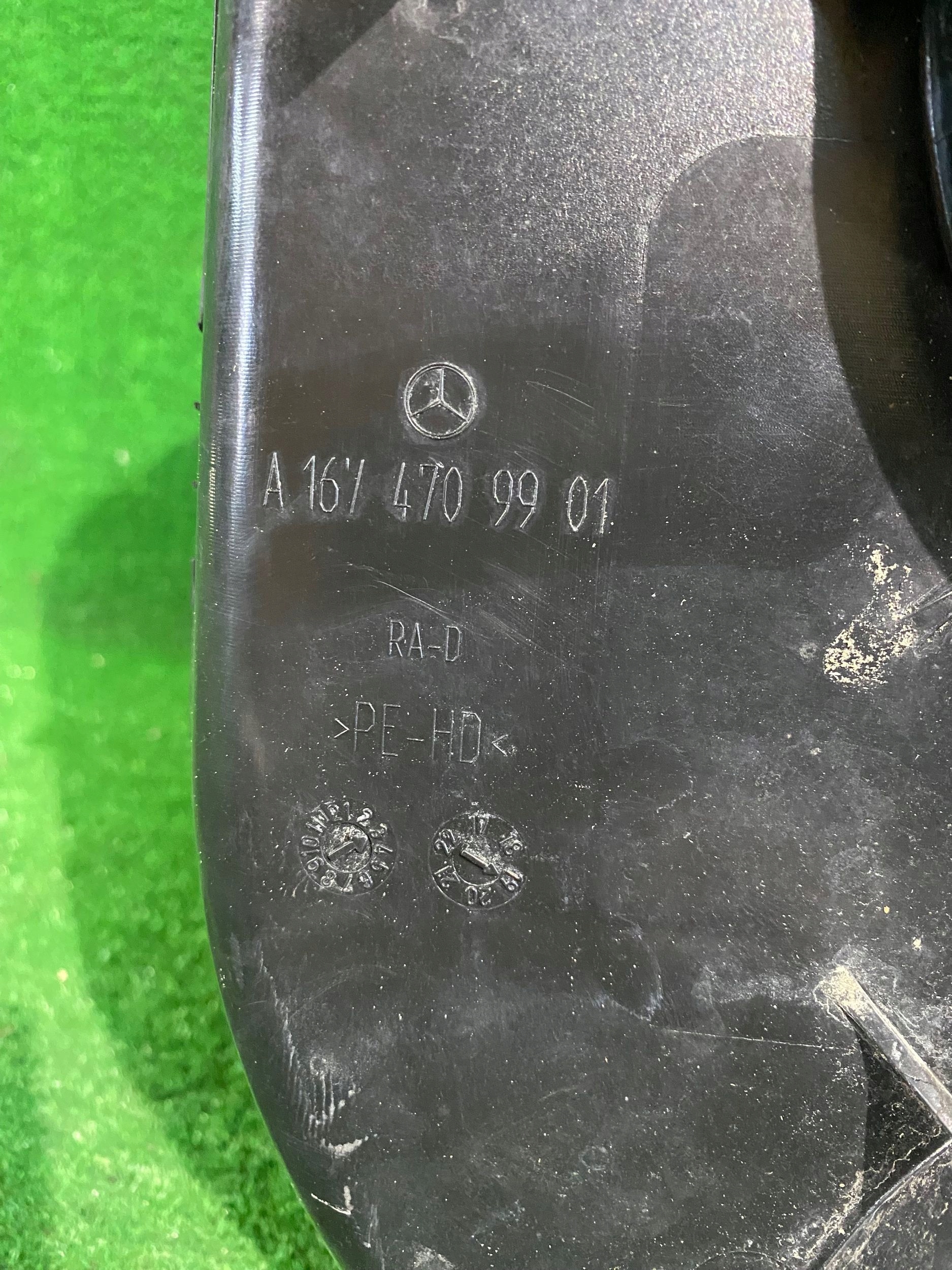 tank ADBLUE pump MERCEDES GLE GLS W167
