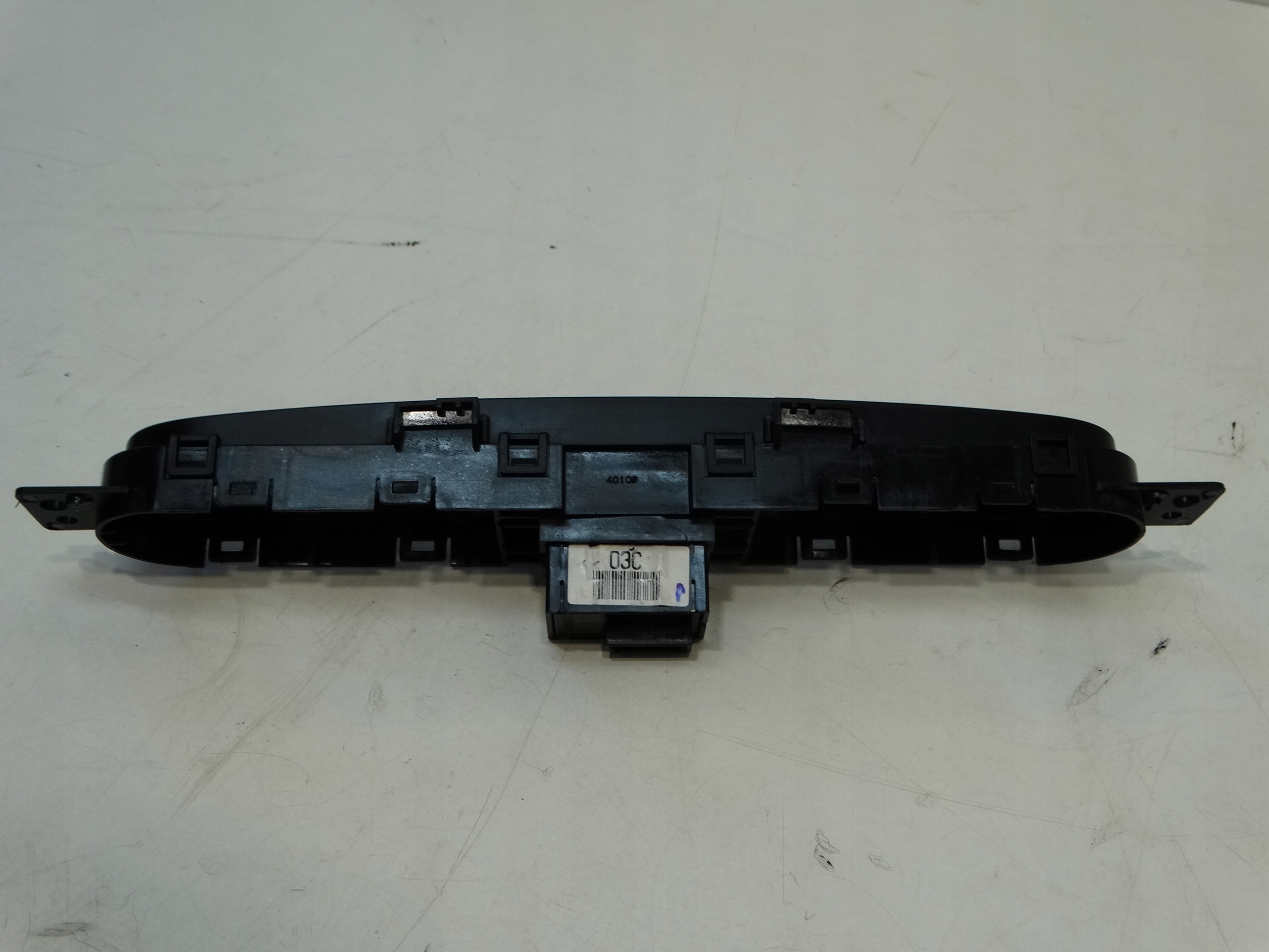 light switch of warning lights KIA CARENS IV