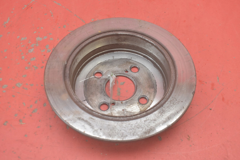 disco freno posteriore TOYOTA COROLLA E12 1.4 VVT-e 97 KM 00-08